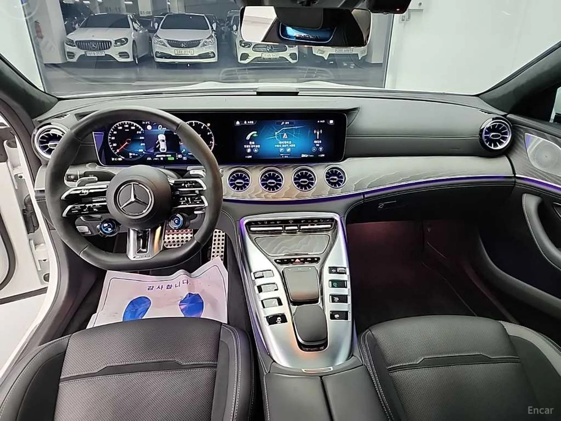 Mercedes Benz AMG GT превью 4