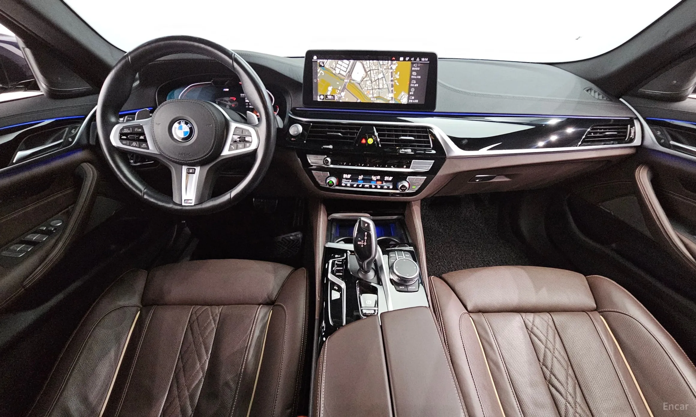 BMW 5 Series (G30) превью 4