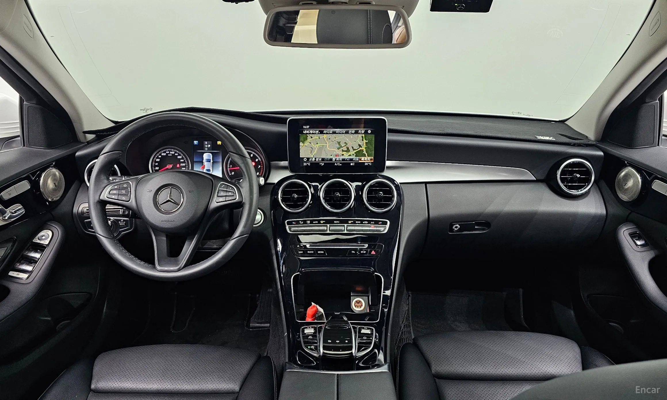 Mercedes Benz C-Class W205 превью 4