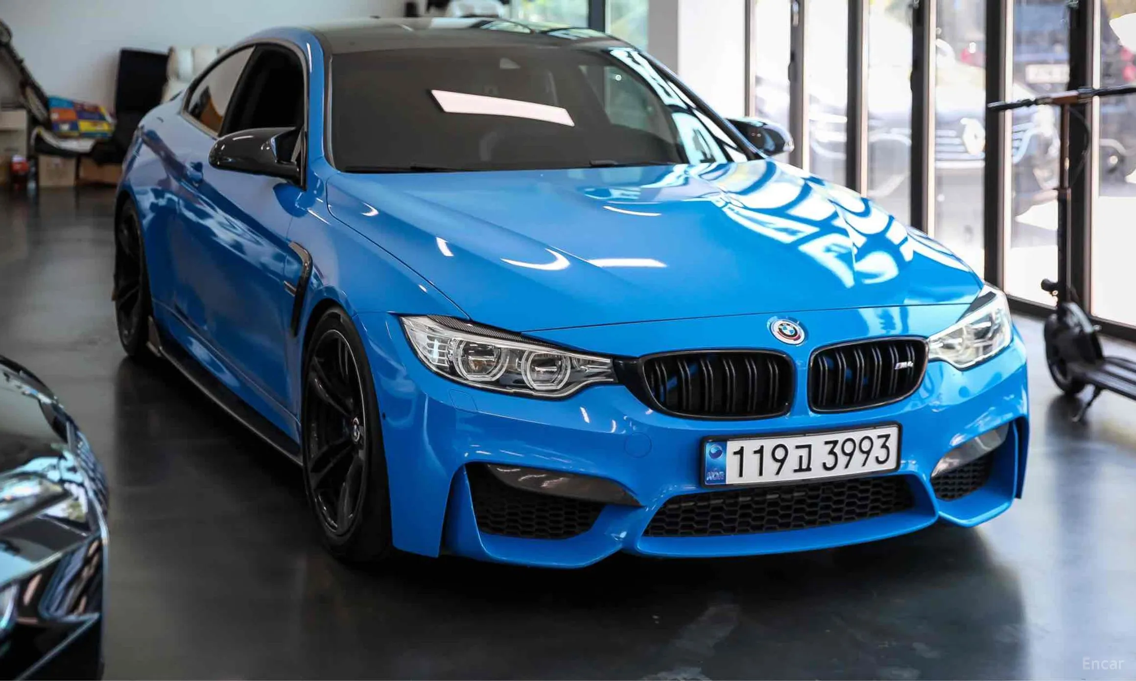 BMW M4 (F82)