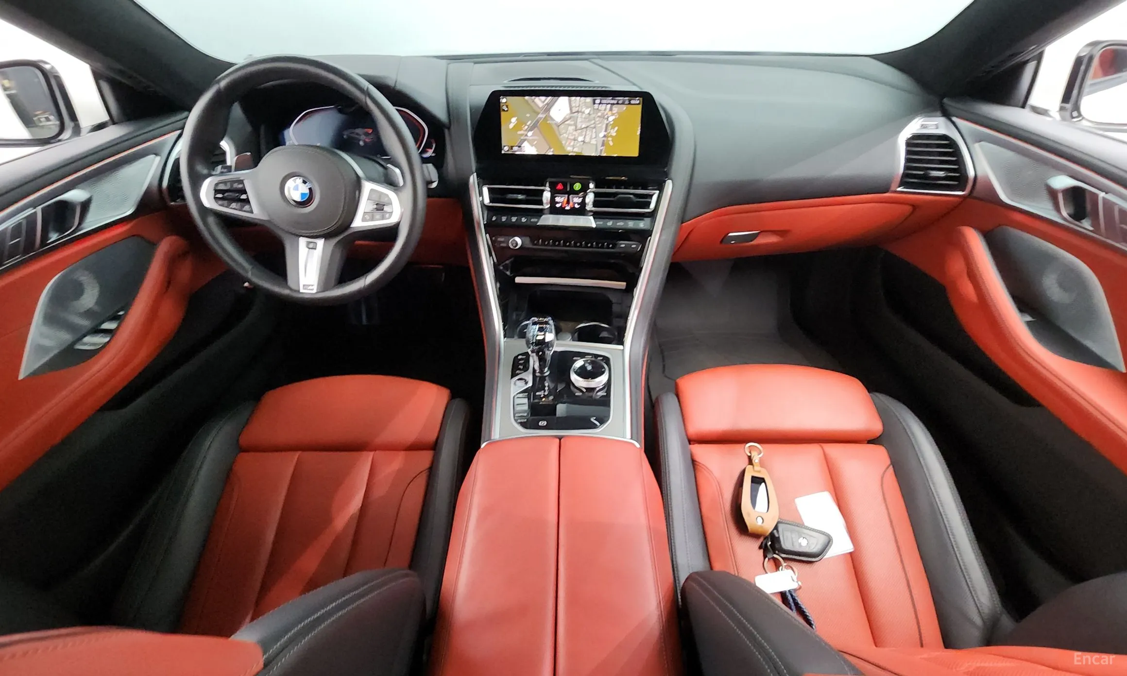 BMW 8-series (G15) превью 4