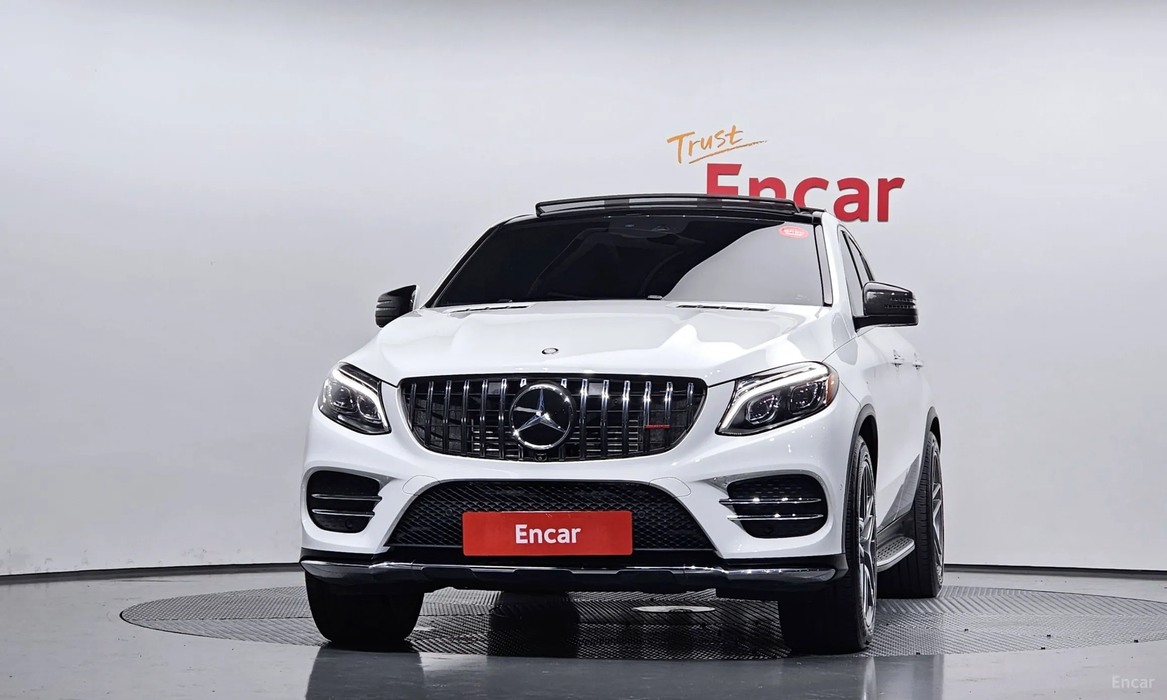 Mercedes Benz GLE-Class W166