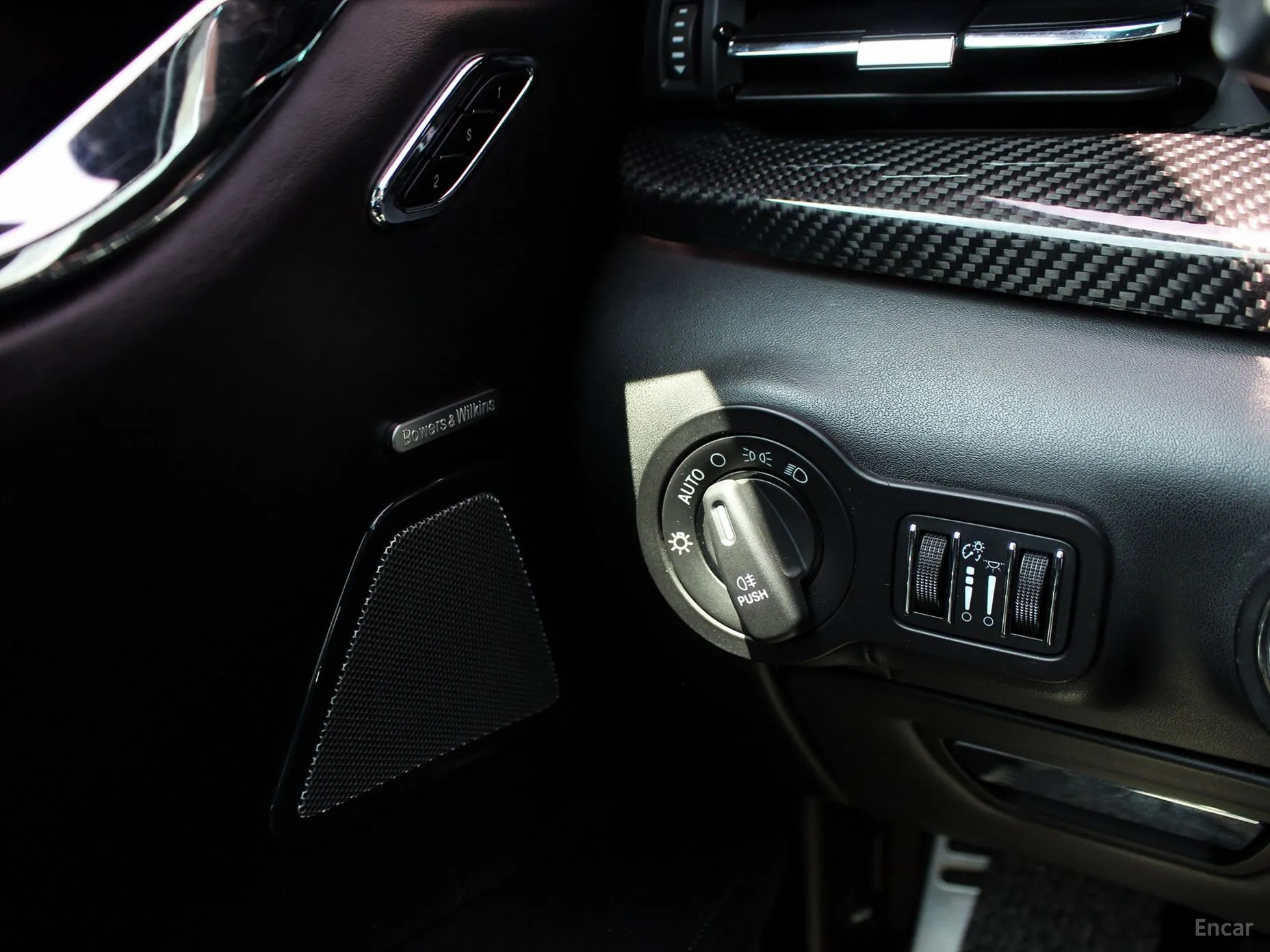 Maserati Quattroporte превью 13