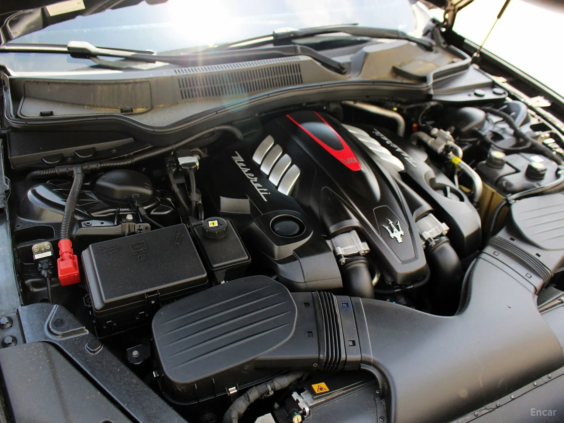 Maserati Quattroporte превью 20