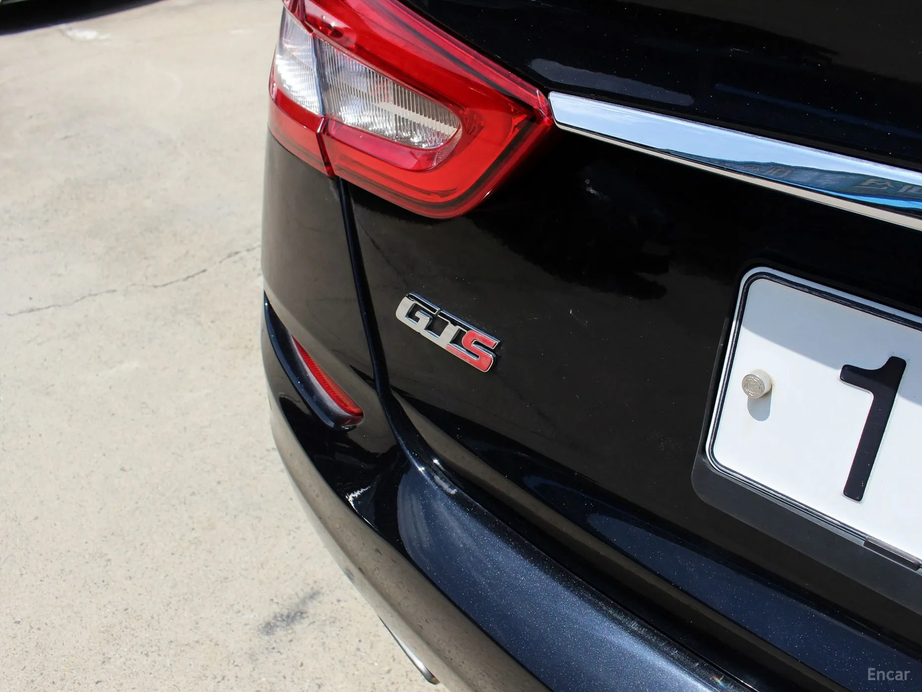 Maserati Quattroporte превью 6