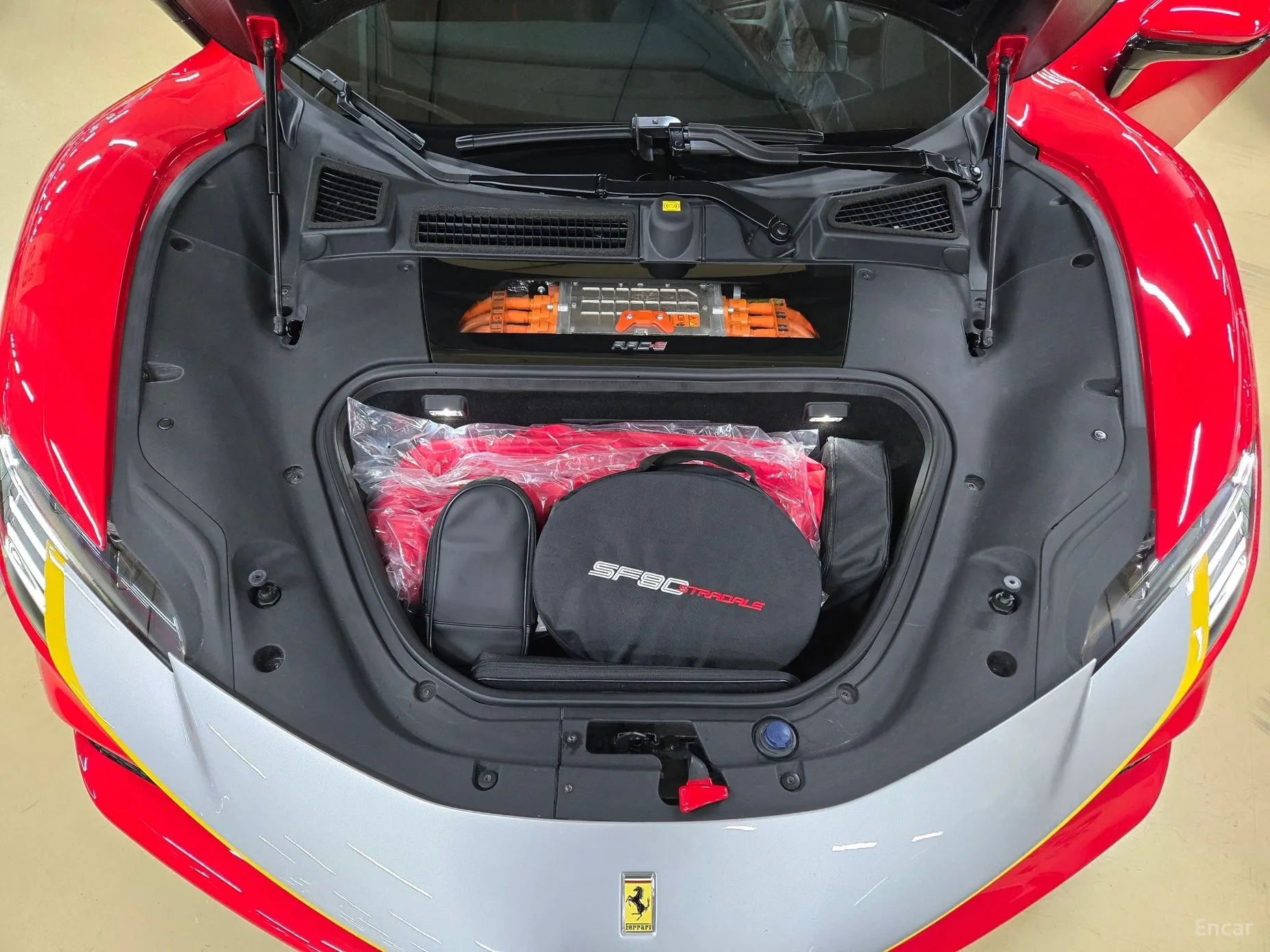 Ferrari SF90 Stradale превью 11