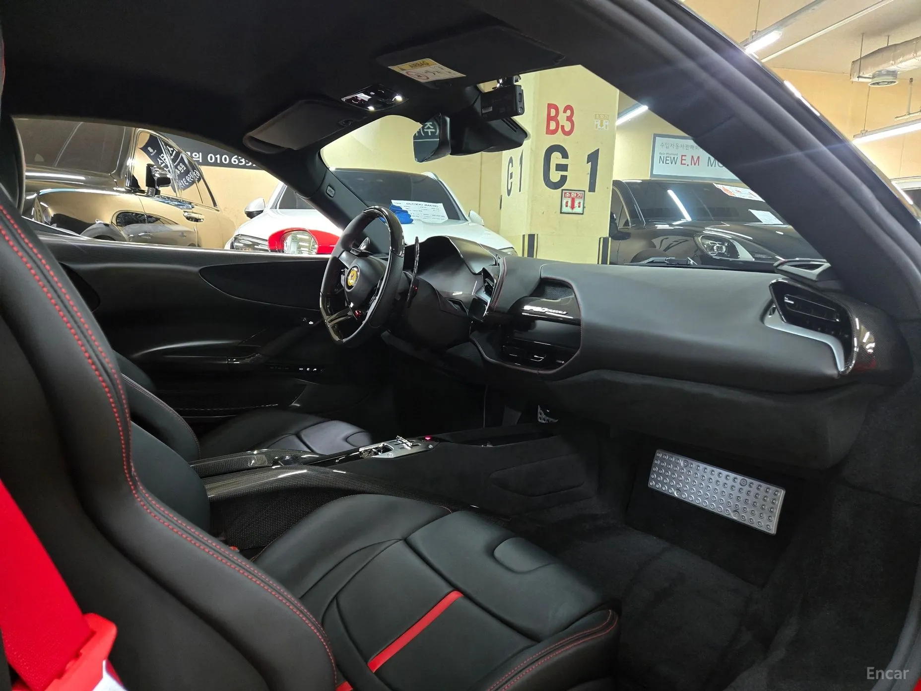 Ferrari SF90 Stradale превью 19
