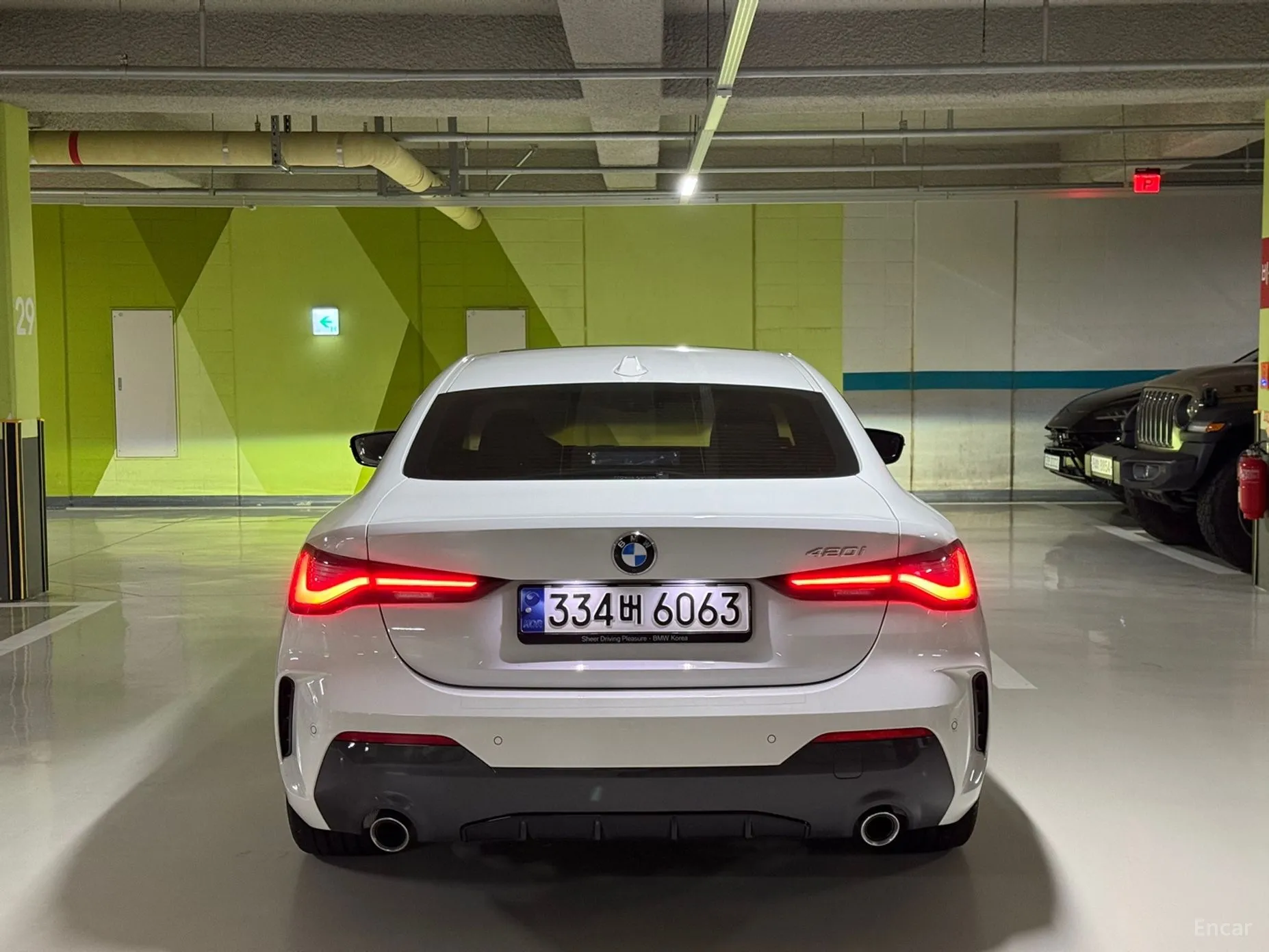 BMW Series 4 (G22) превью 3