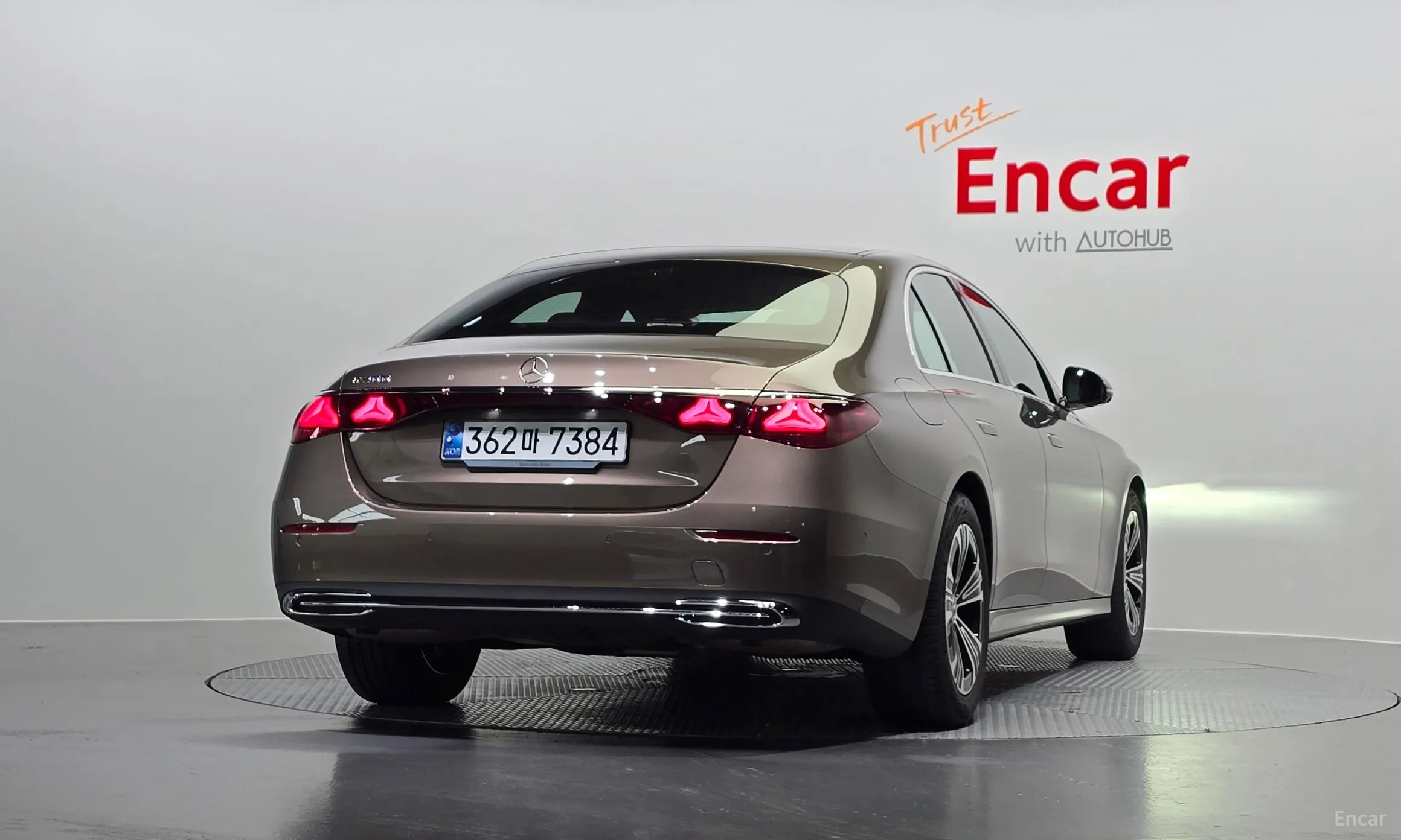 Mercedes Benz E-Class W214 превью 3