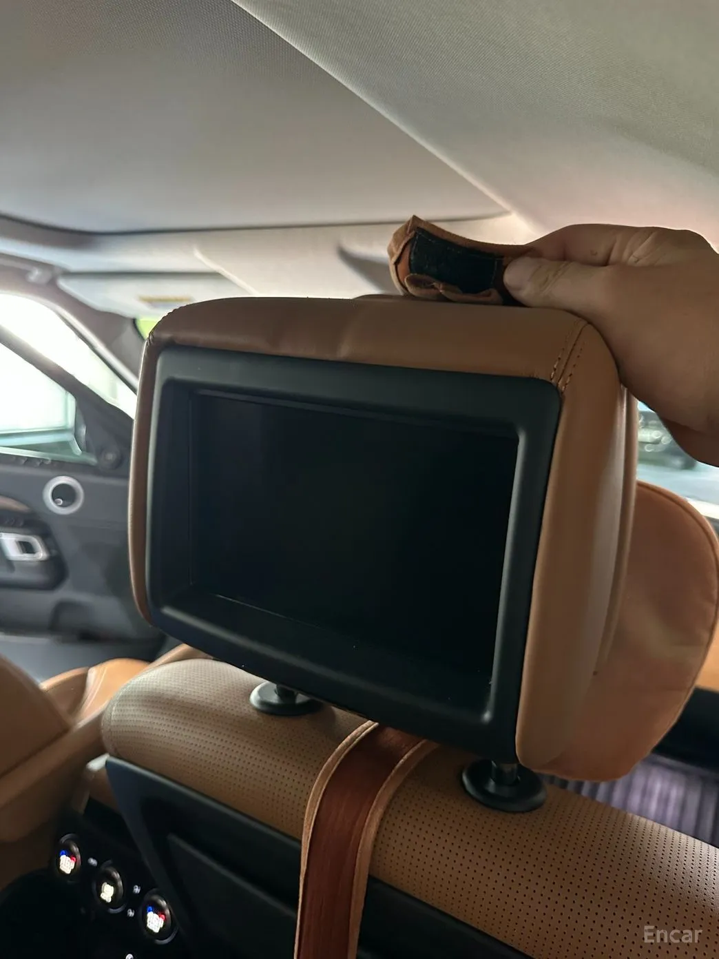 Land Rover Discovery 5 превью 4