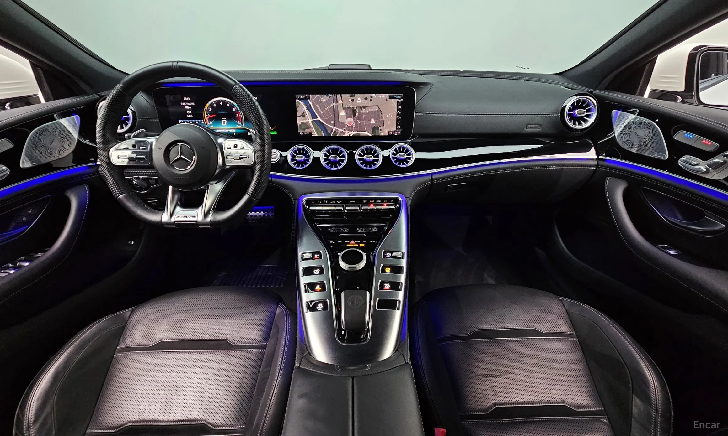 Mercedes Benz AMG GT превью 4