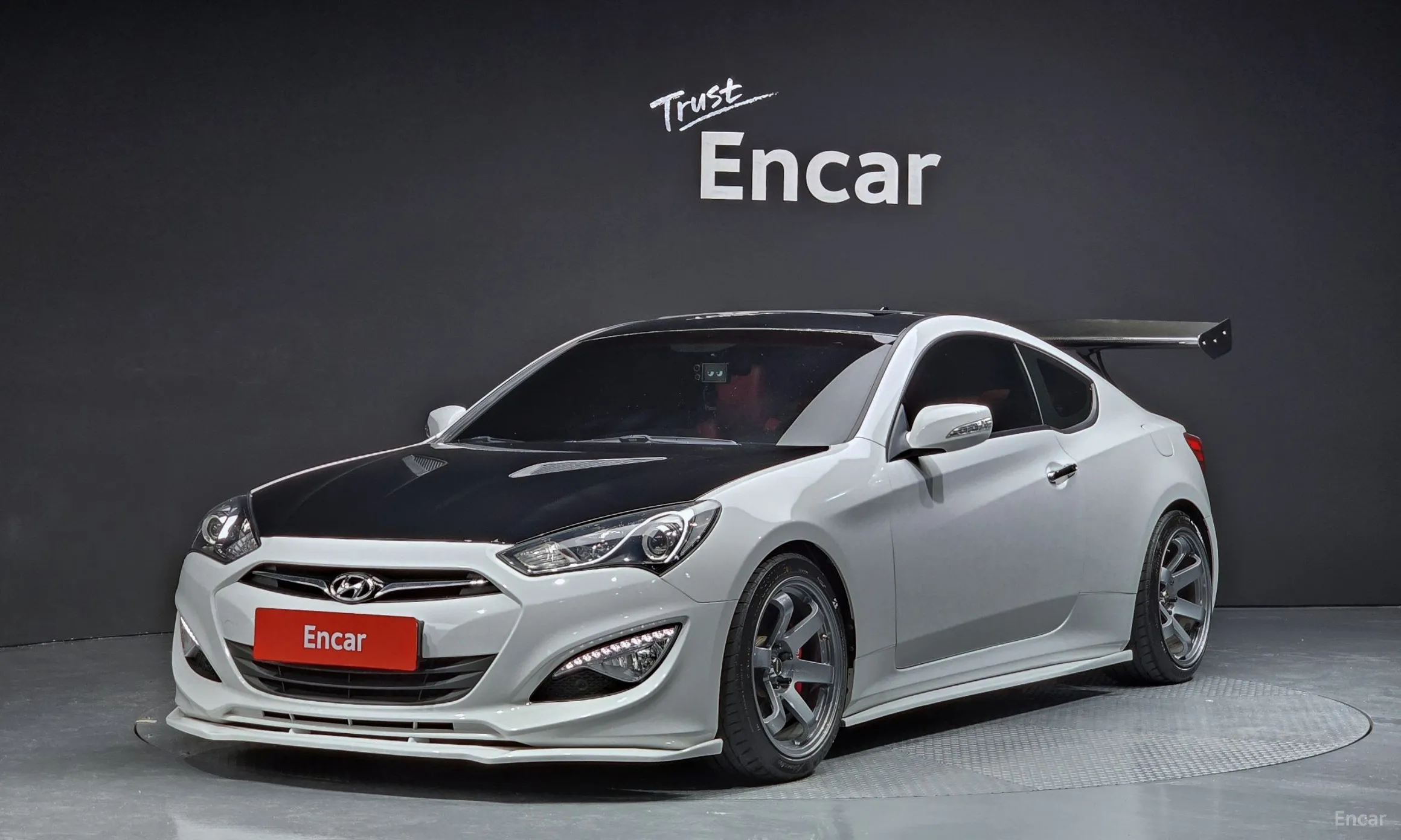 Hyundai Genesis Coupe