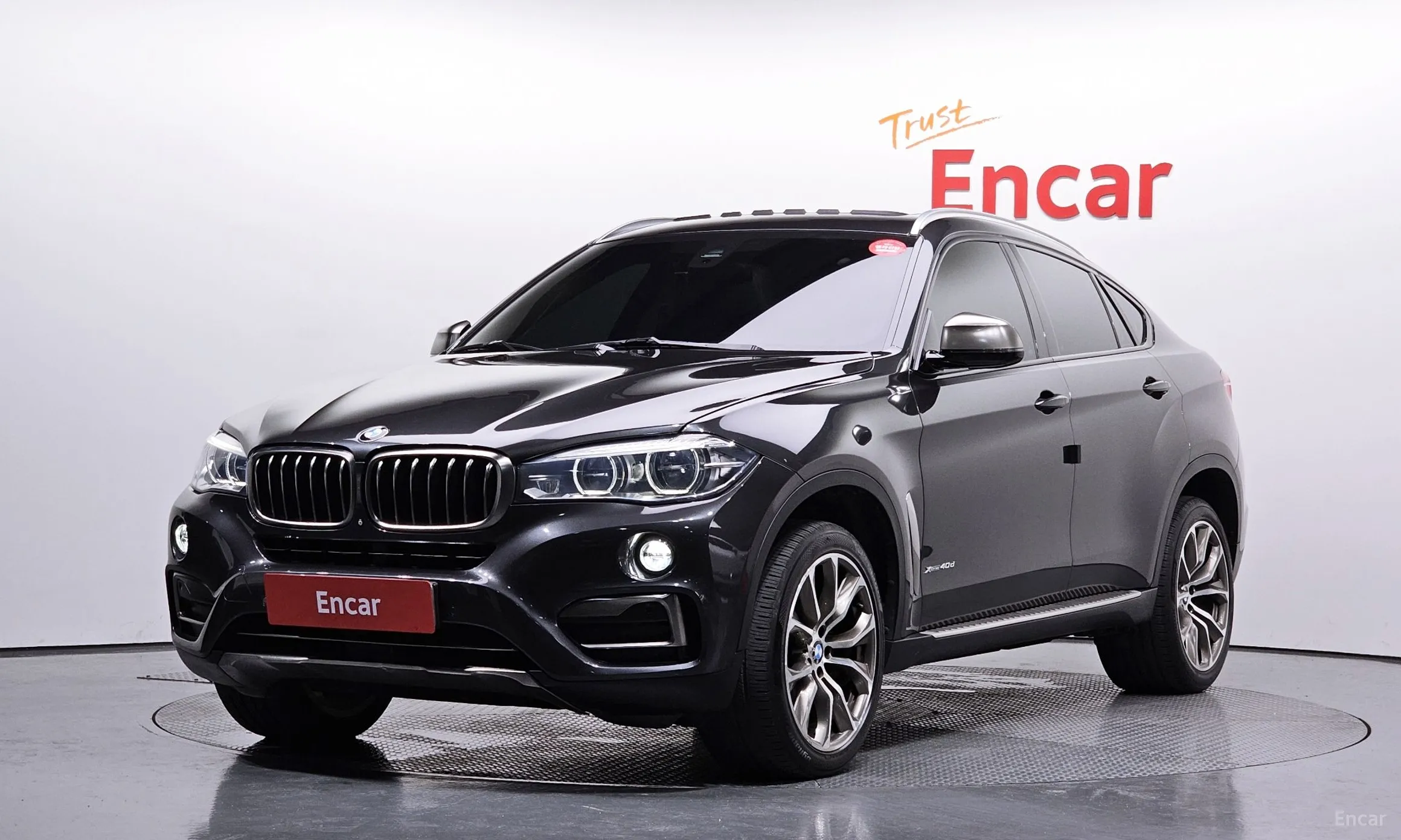 X6 (F16)