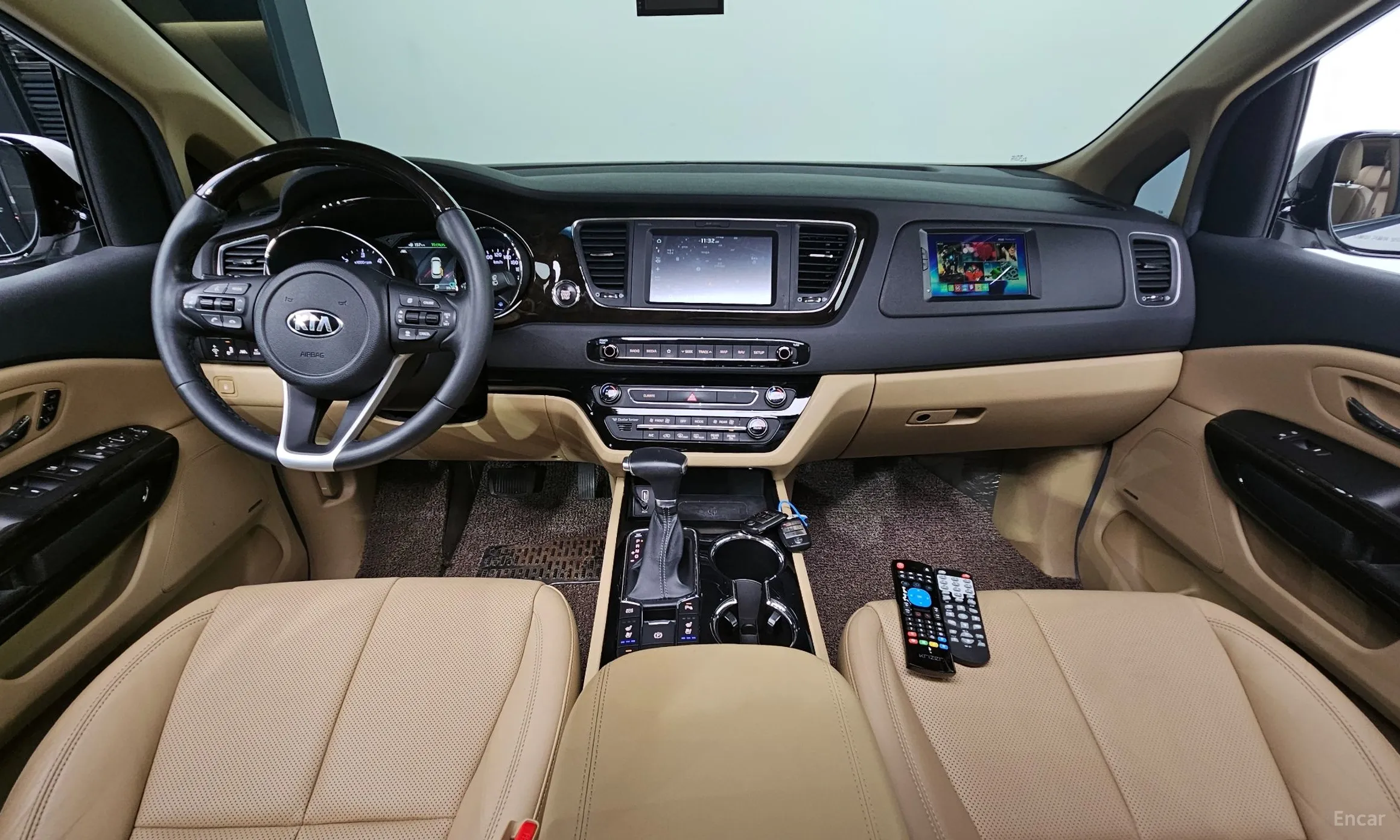 Kia Carnival превью 4