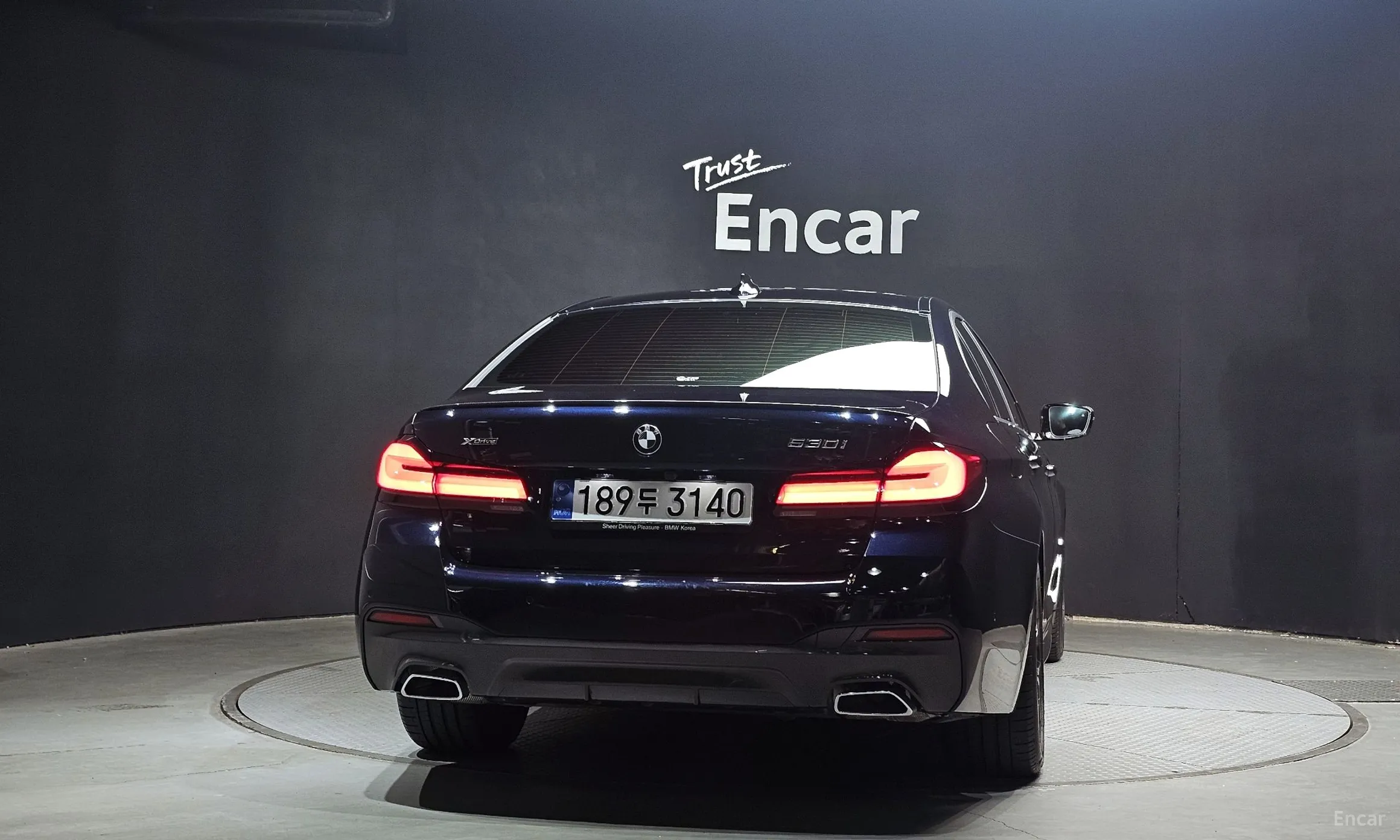 BMW 5 Series (G30) превью 3