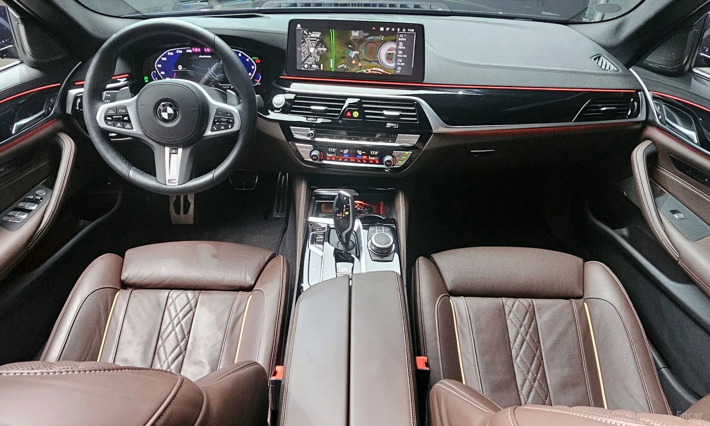 BMW 5 Series (G30) превью 4
