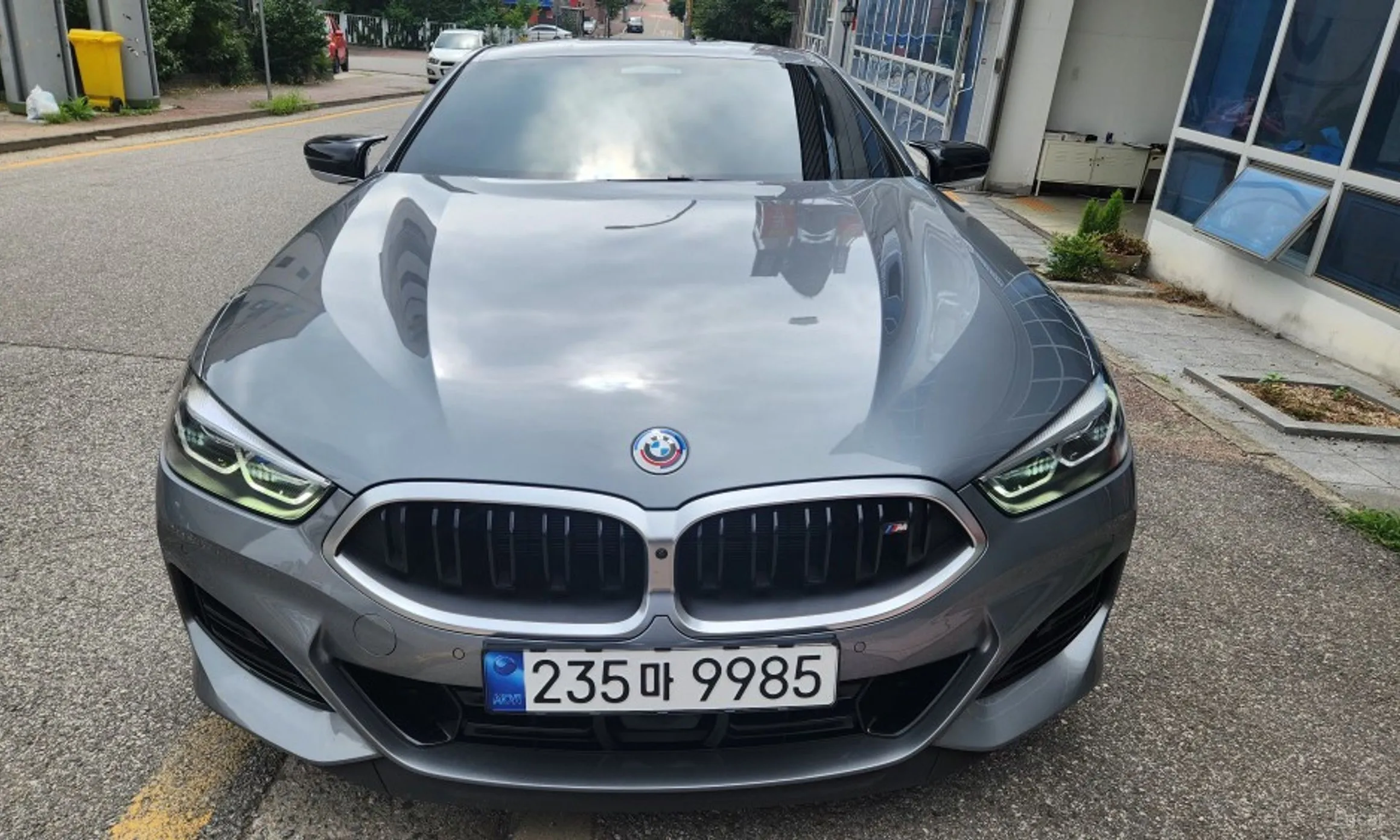 BMW 8-series (G15)