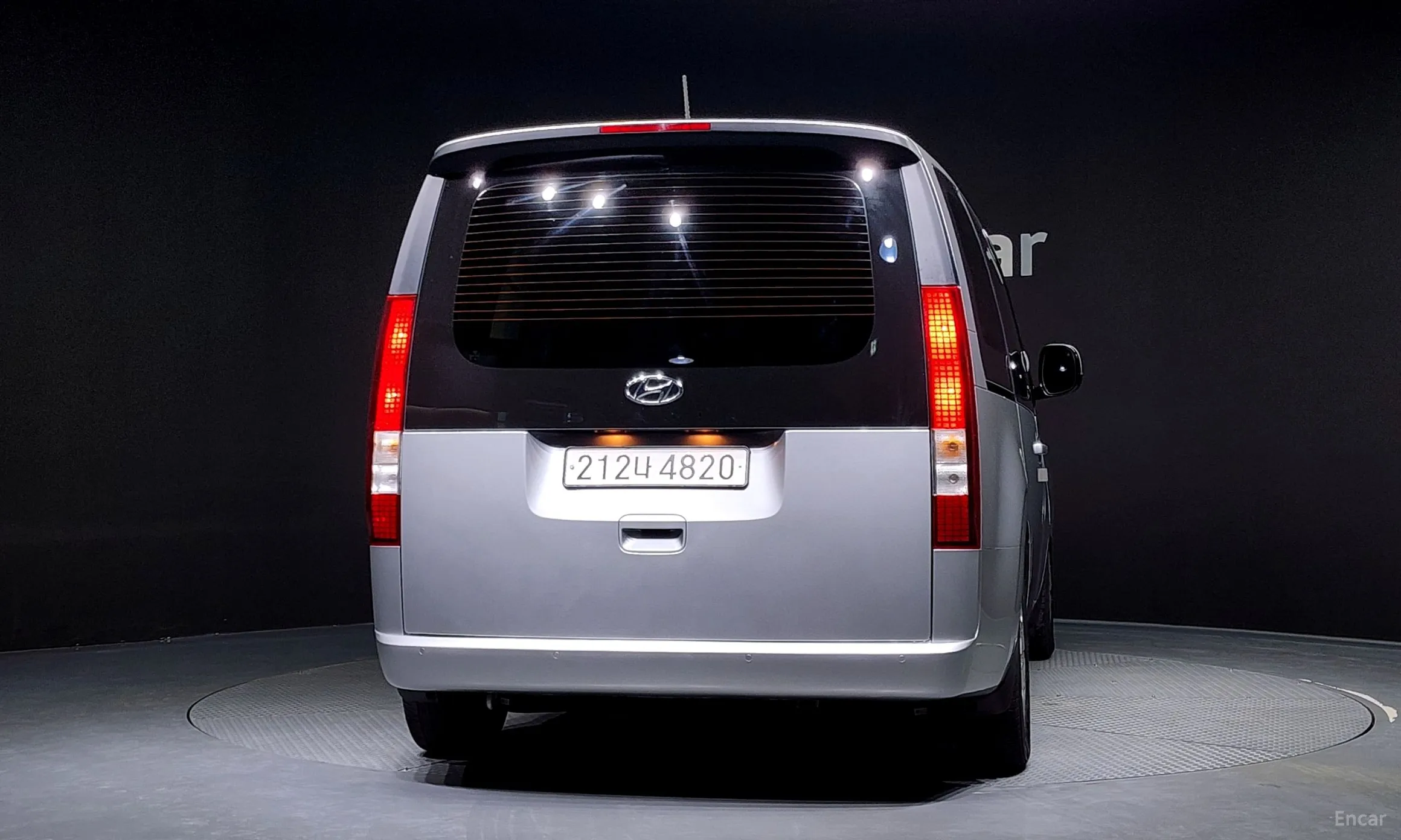 Hyundai Staria превью 3