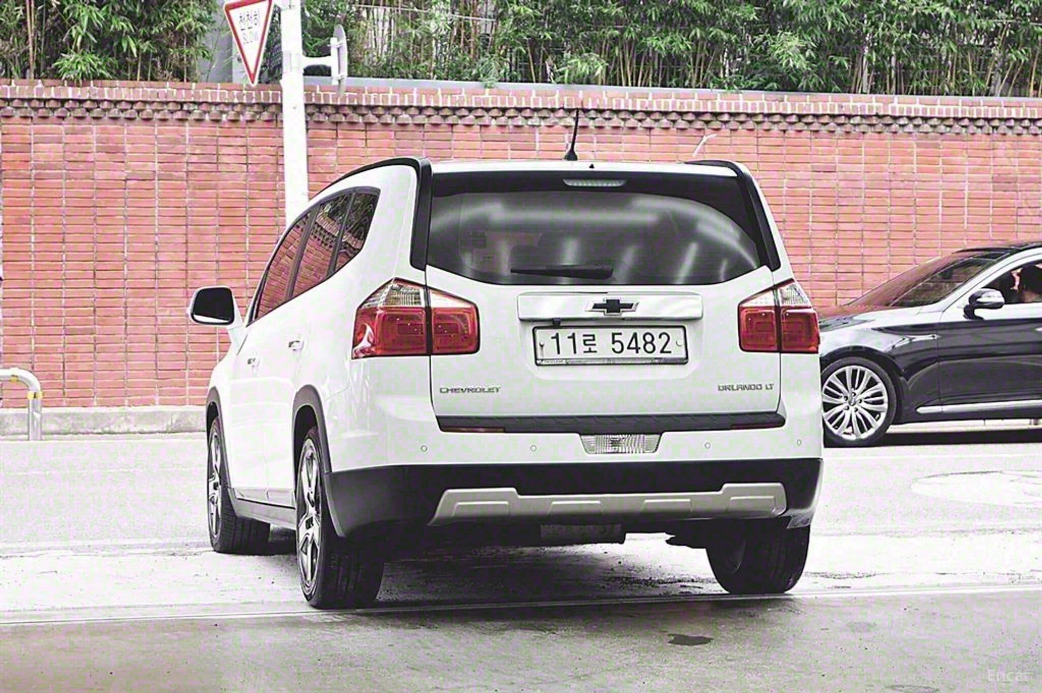 Chevrolet (GM Daewoo) Orlando превью 3