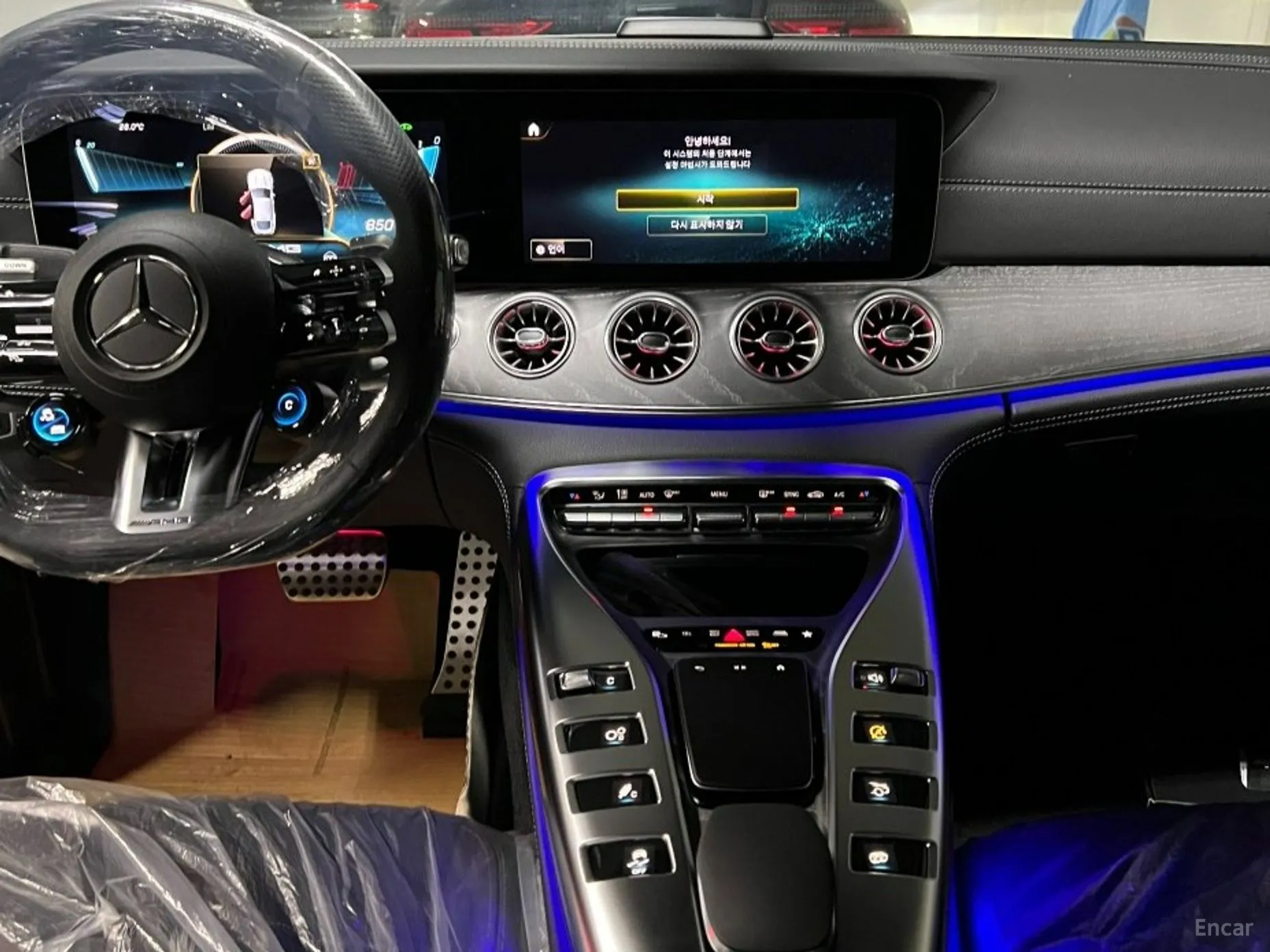 Mercedes Benz AMG GT превью 4