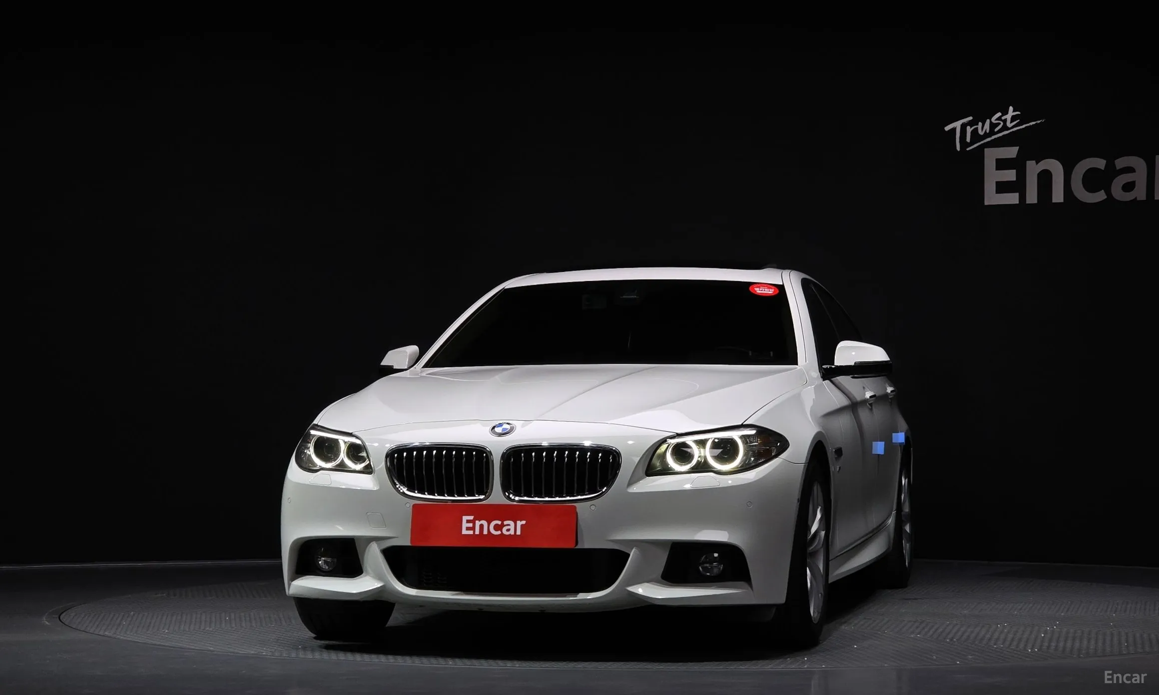 BMW 5 Series (F10) превью 2