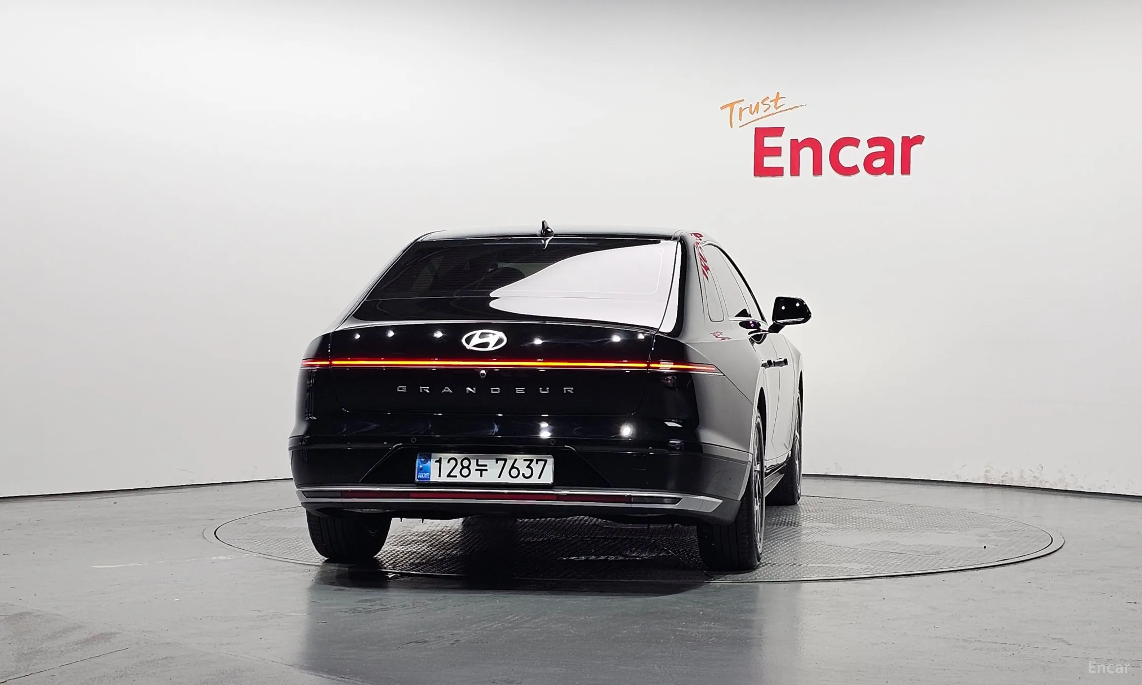 Hyundai Grandeur Hybrid (GN7) превью 3