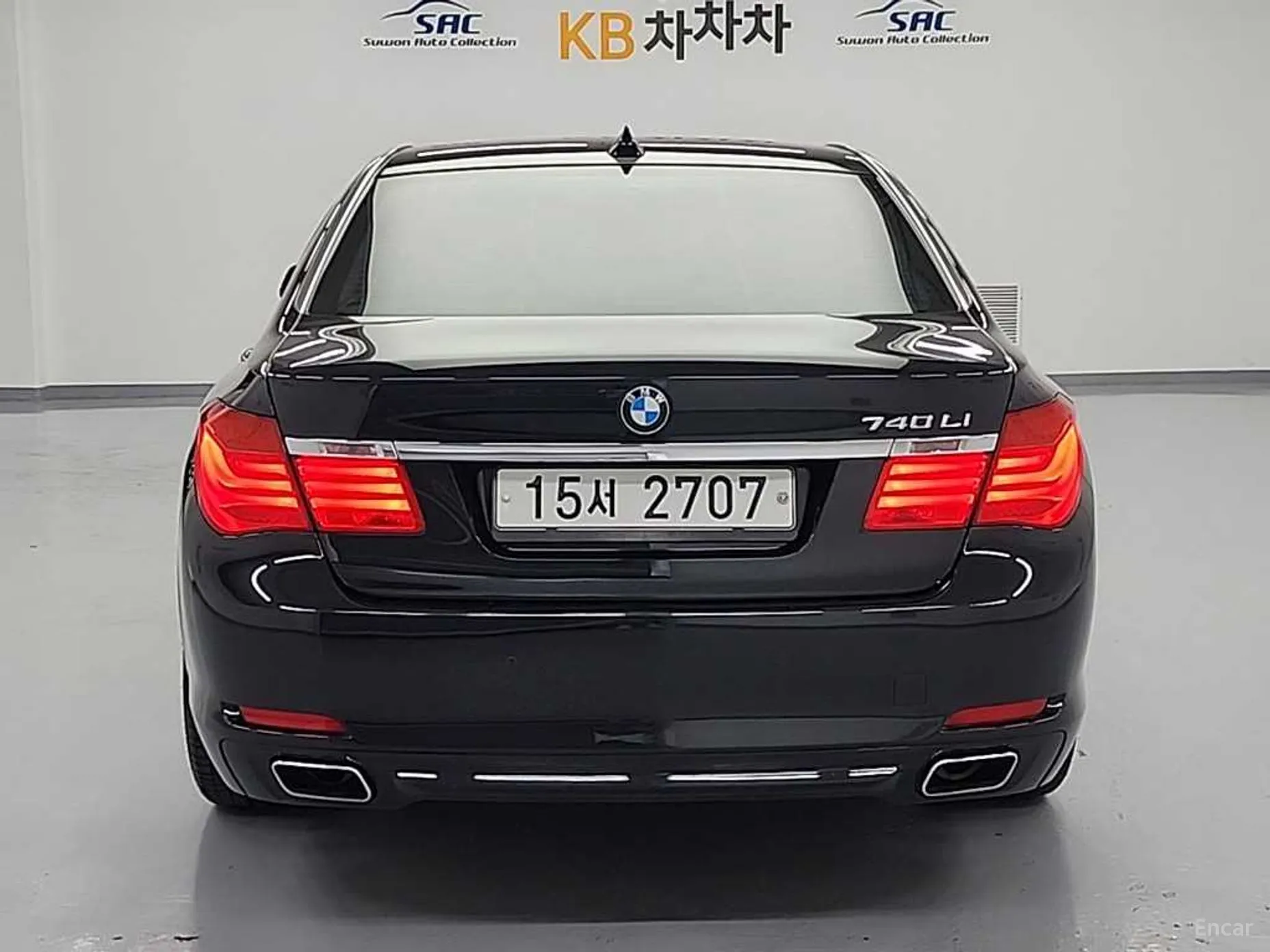 BMW 7 Series (F01)