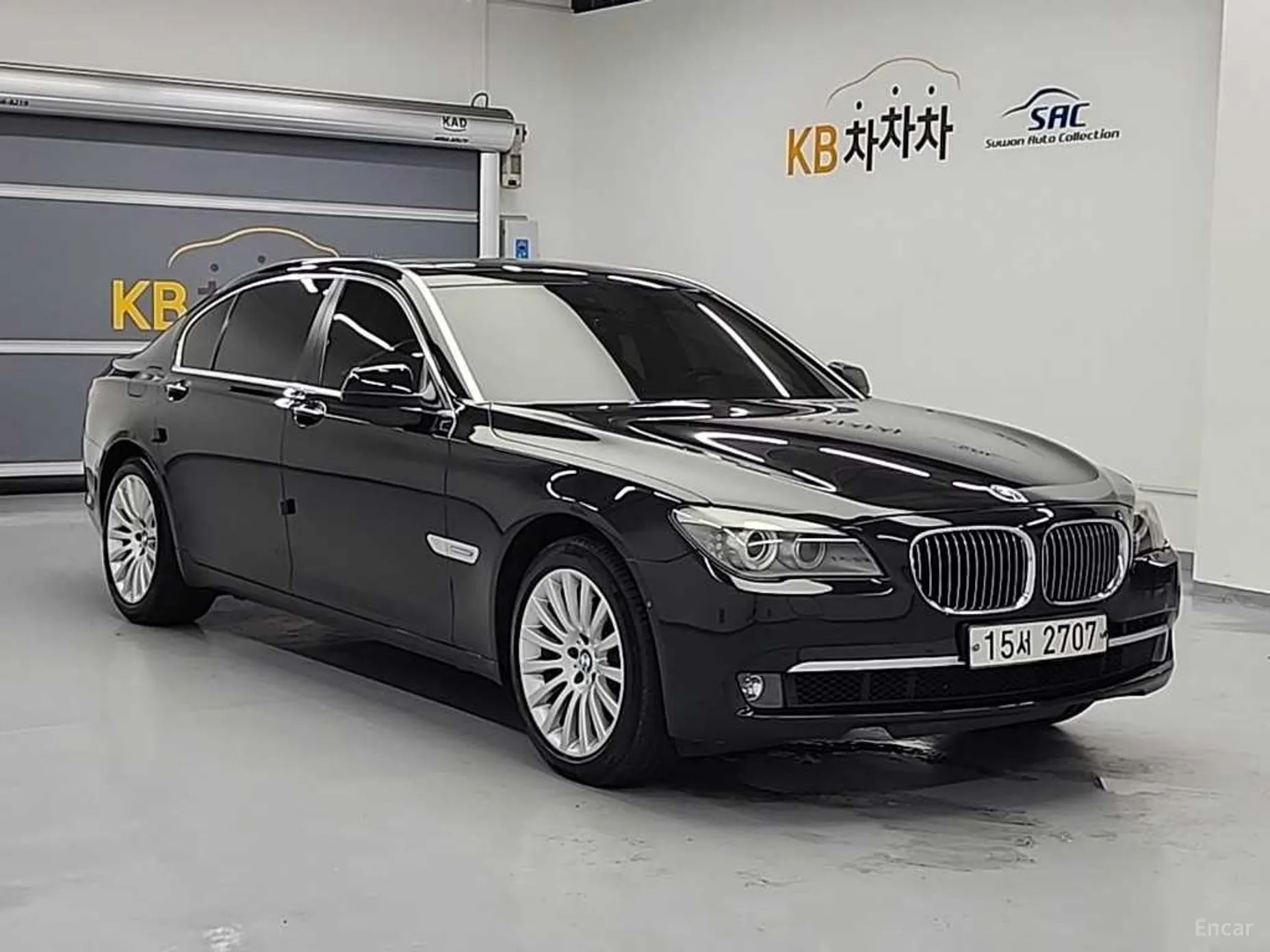 BMW 7 Series (F01) превью 3