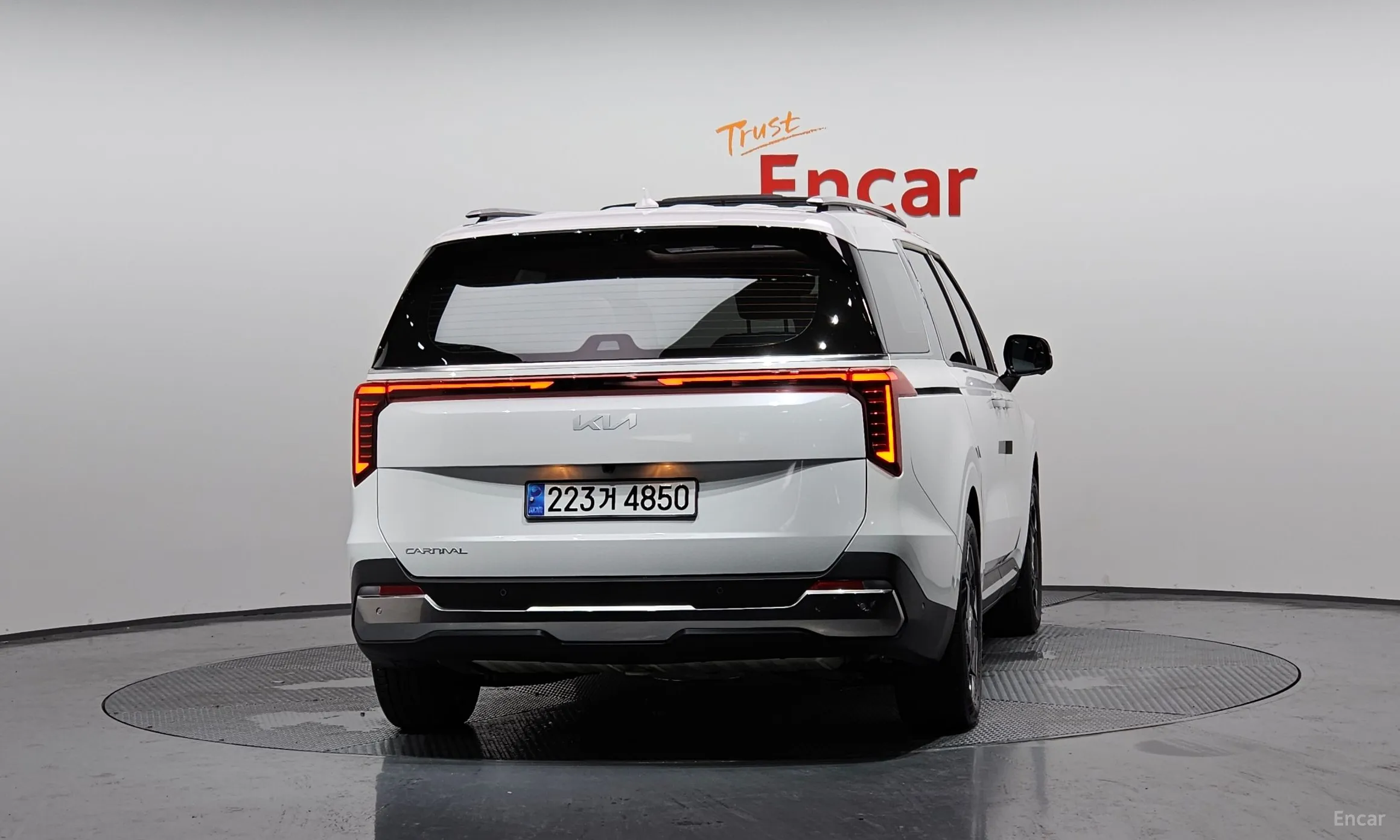Kia Carnival 4th Generation превью 3