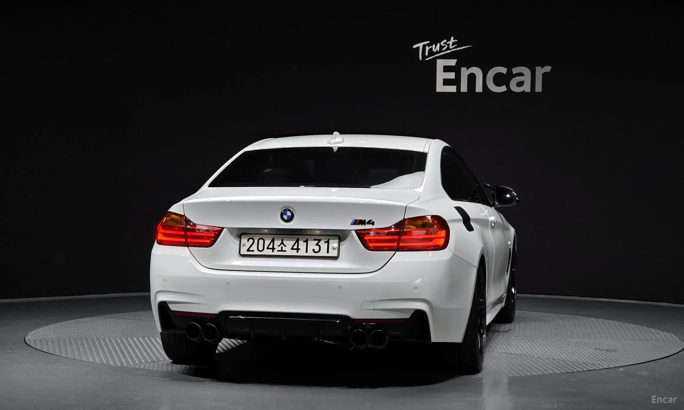 BMW Series 4 (F32) превью 3