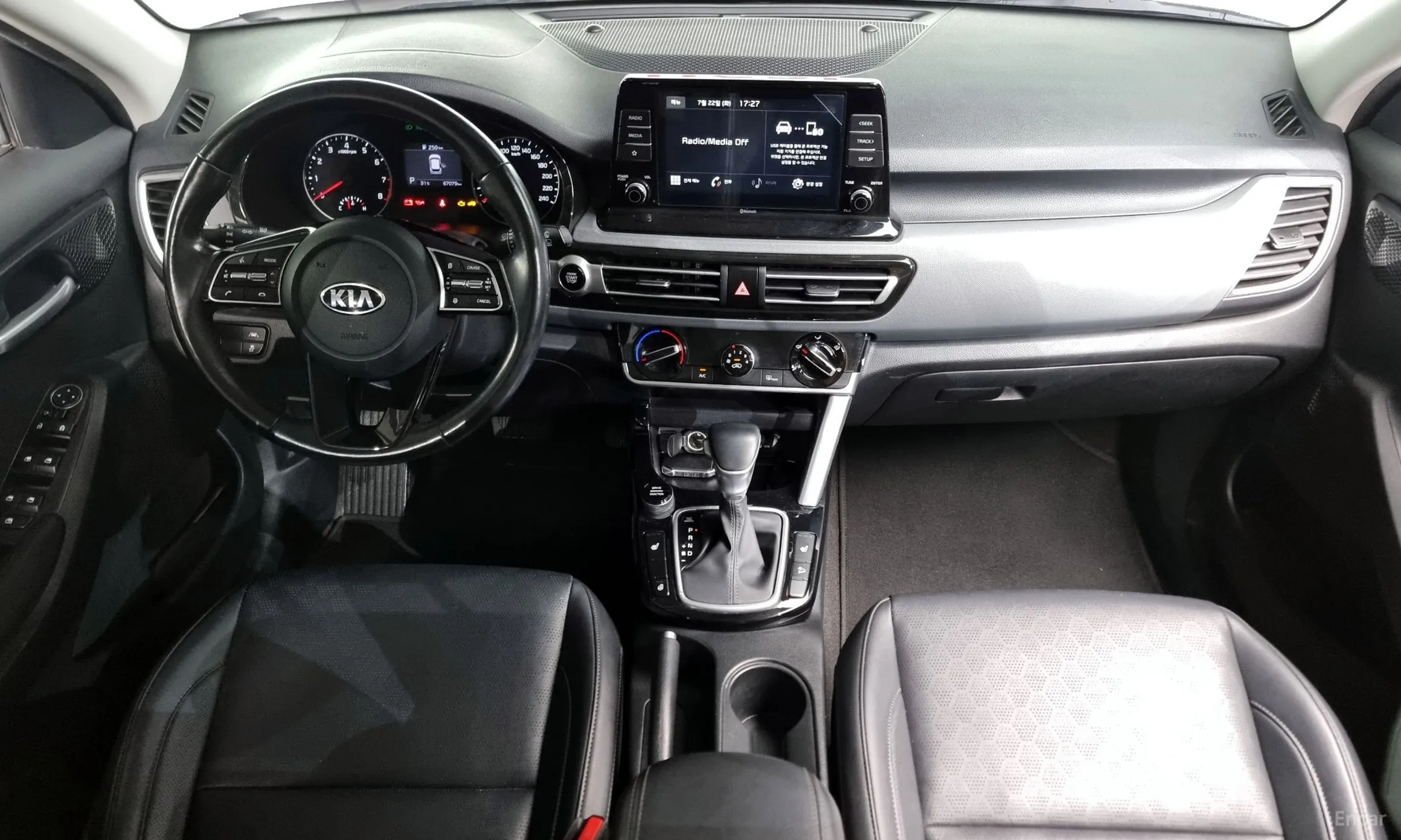 Kia Seltos превью 4