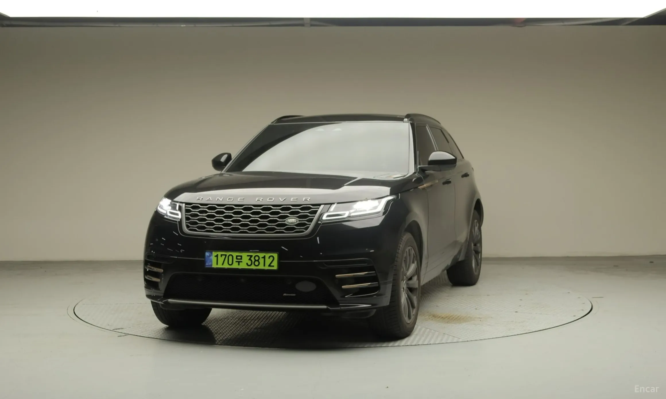 Land Rover Range Rover Bella превью 3