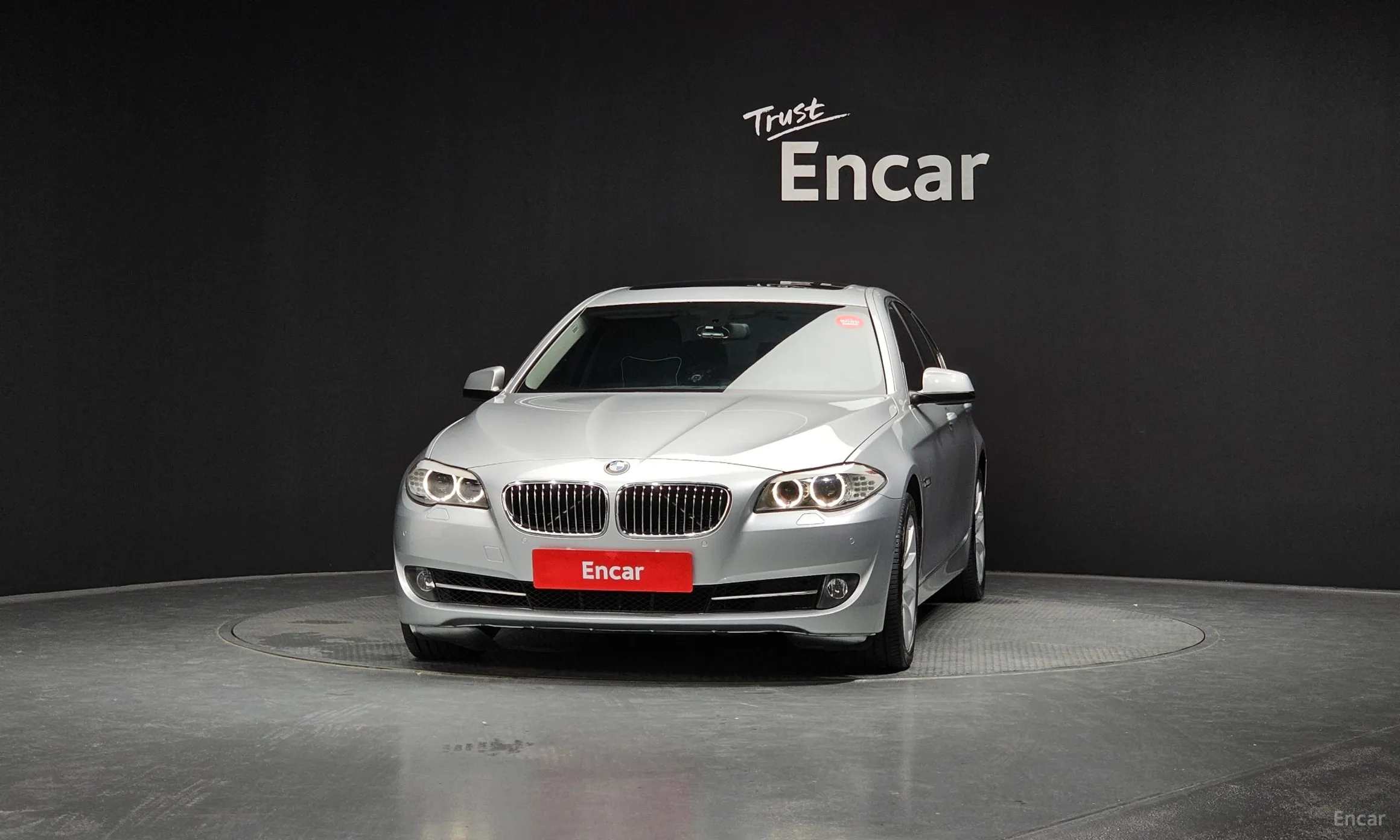 BMW 5 Series (F10) превью 2