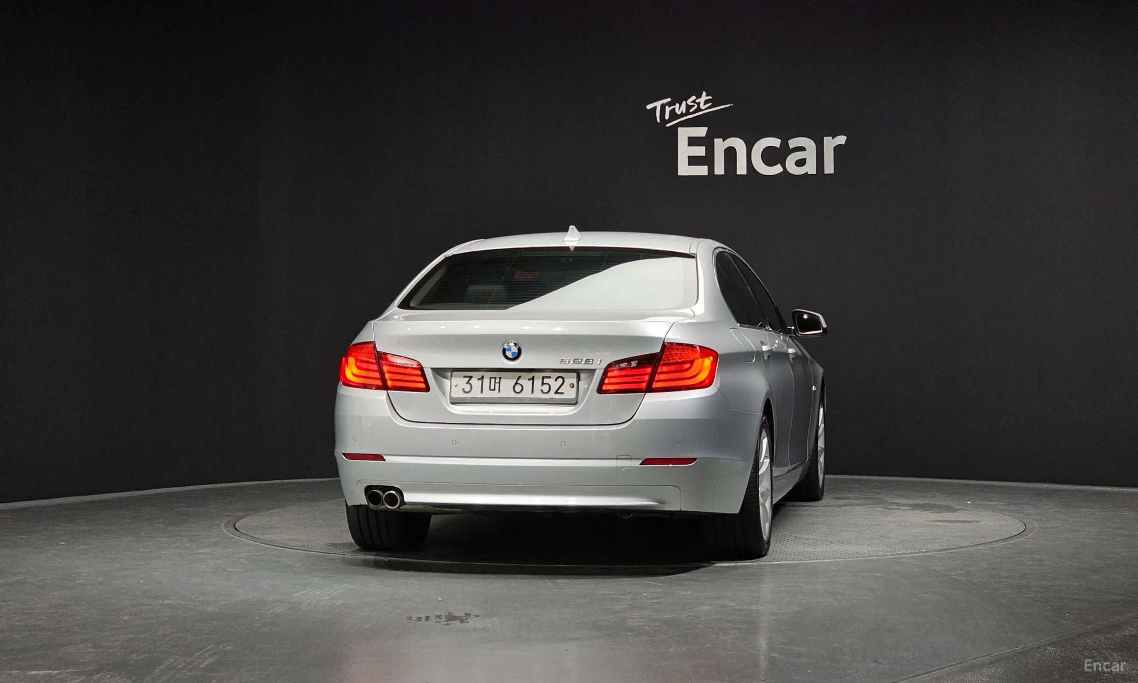 BMW 5 Series (F10) превью 3