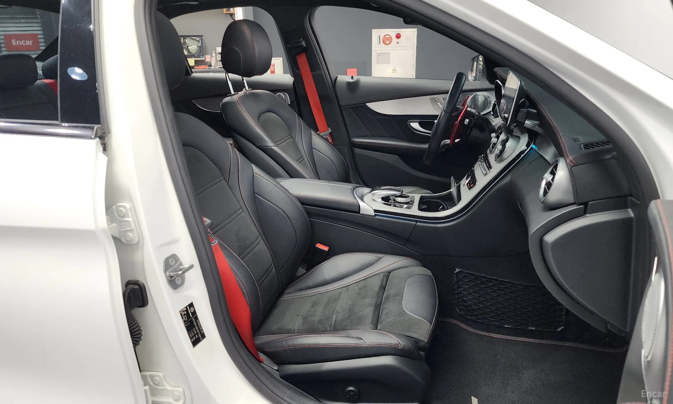 Mercedes Benz C-Class W205 превью 11