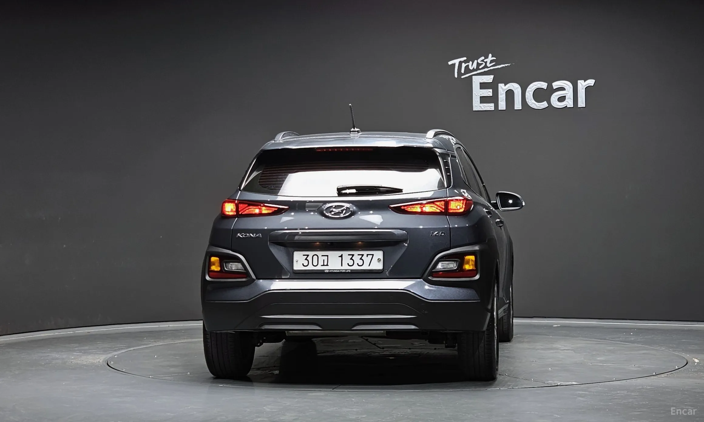 Hyundai Kona превью 3