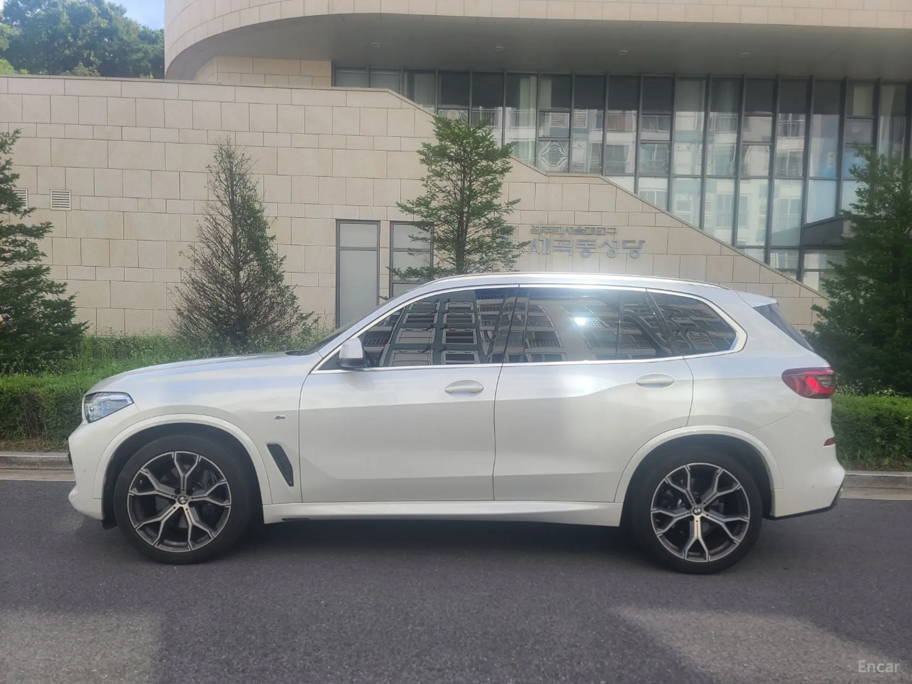 BMW X5 (G05) превью 2