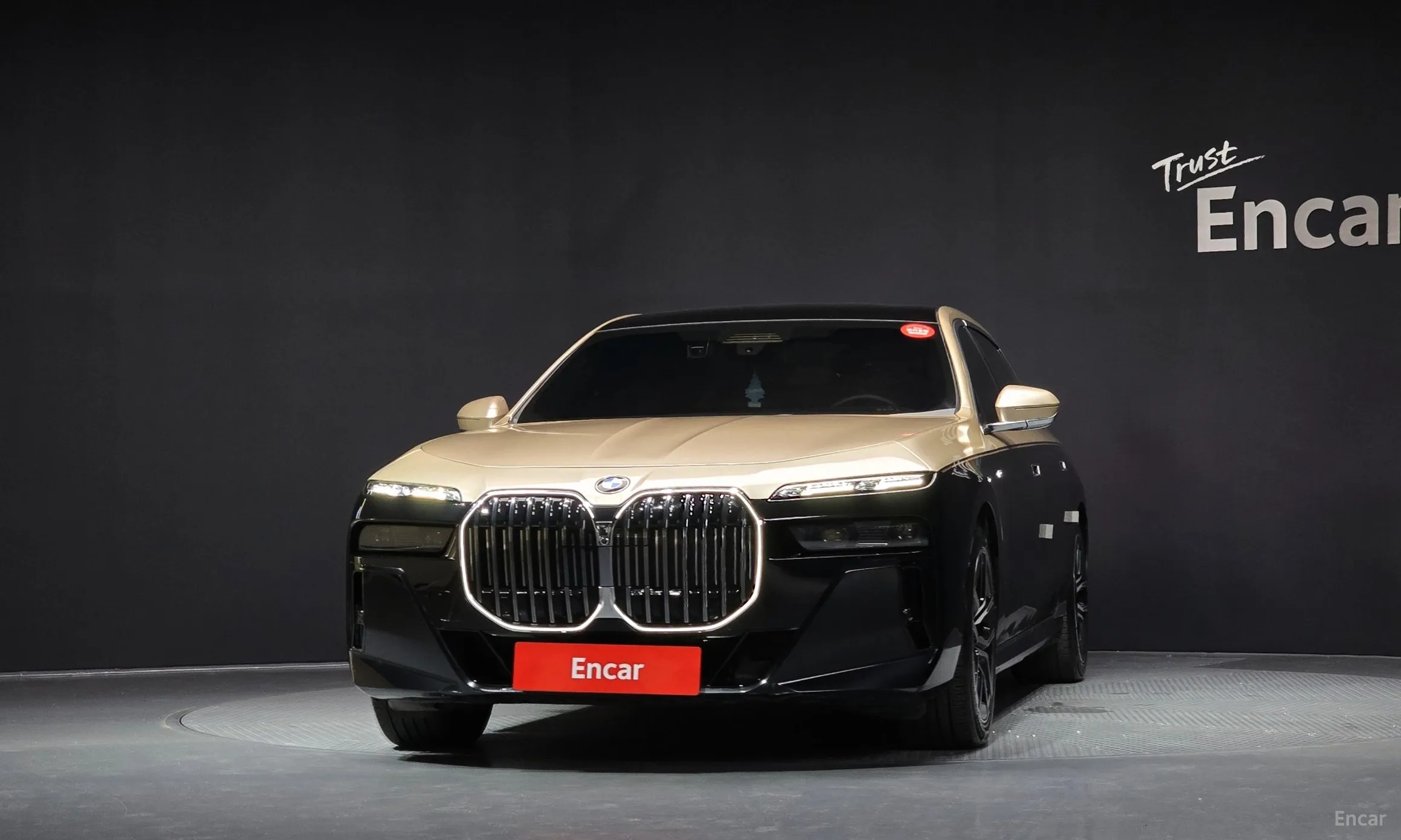 BMW 7 Series (G70)