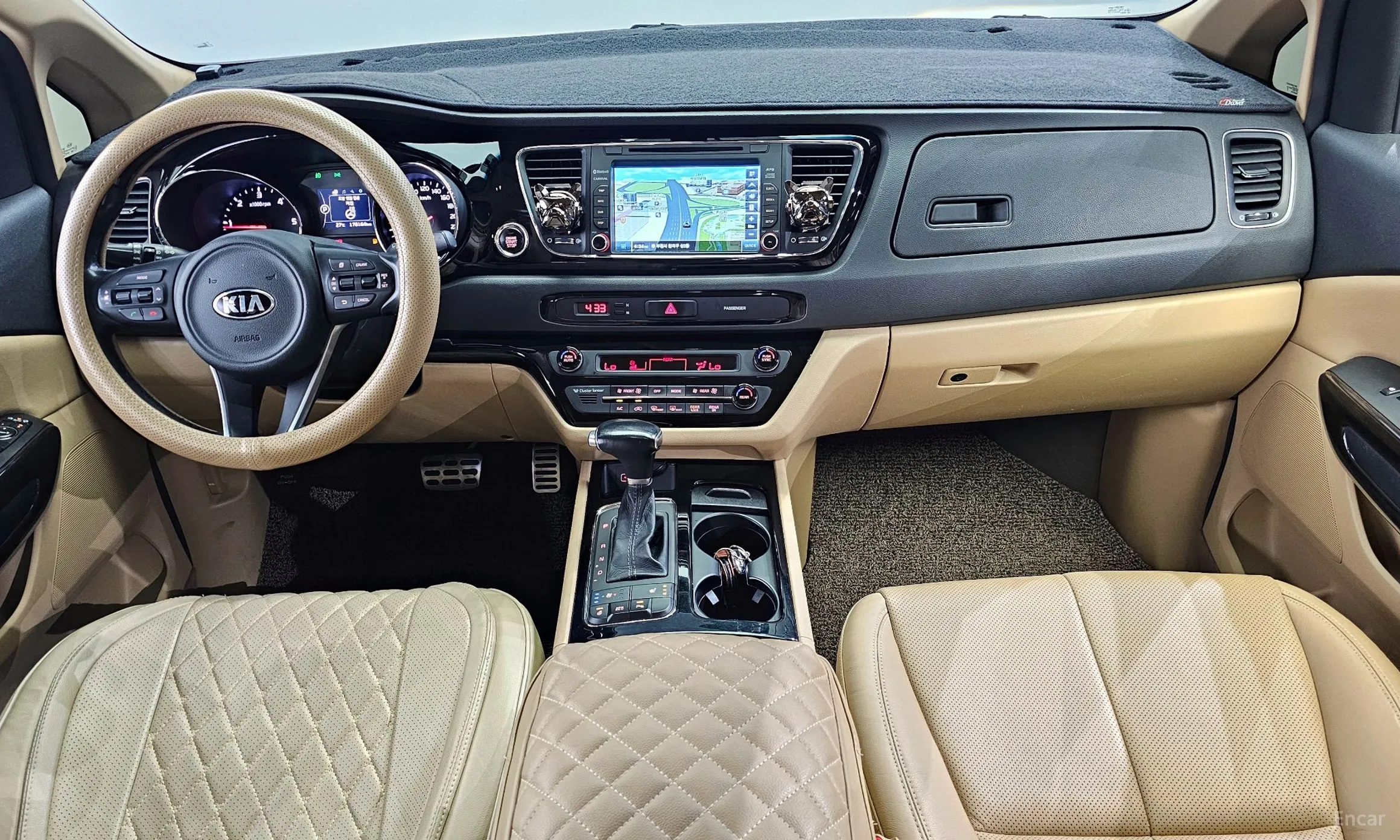 Kia Carnival превью 4