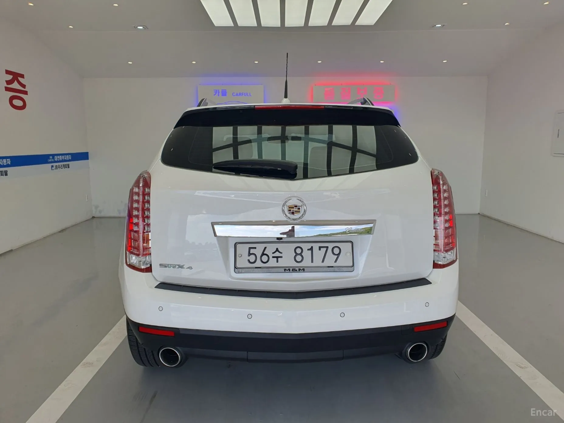 Cadillac All new SRX превью 11