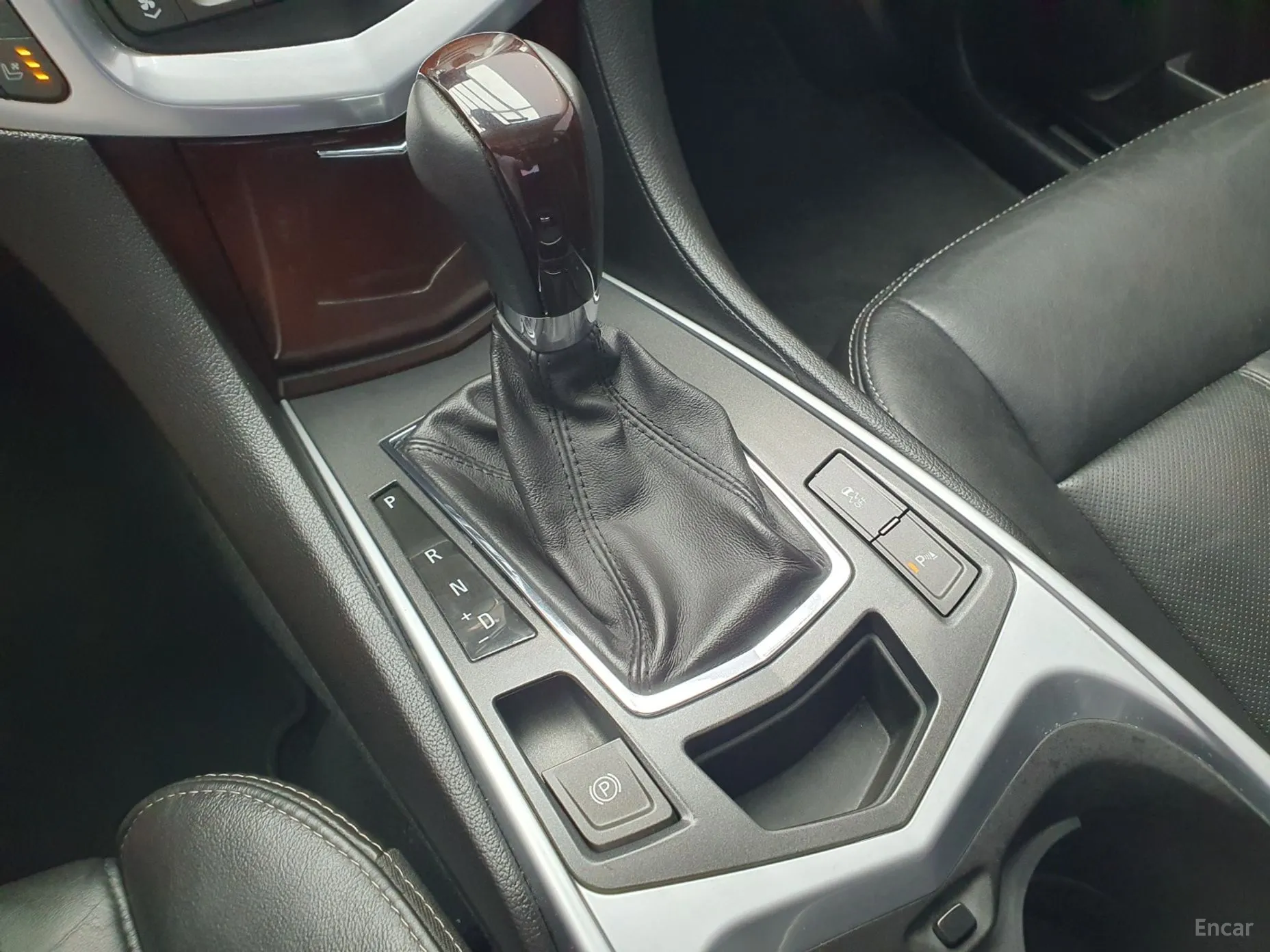 Cadillac All new SRX превью 14