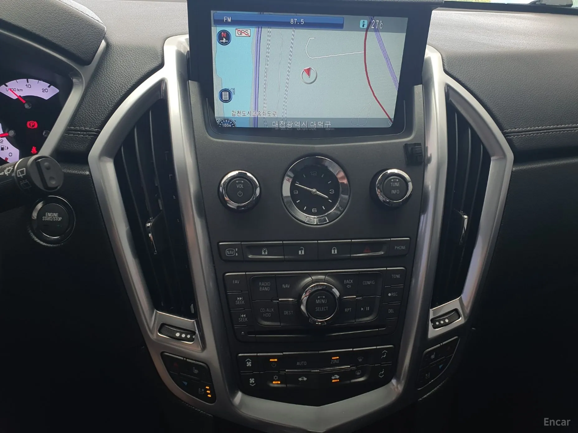 Cadillac All new SRX превью 7
