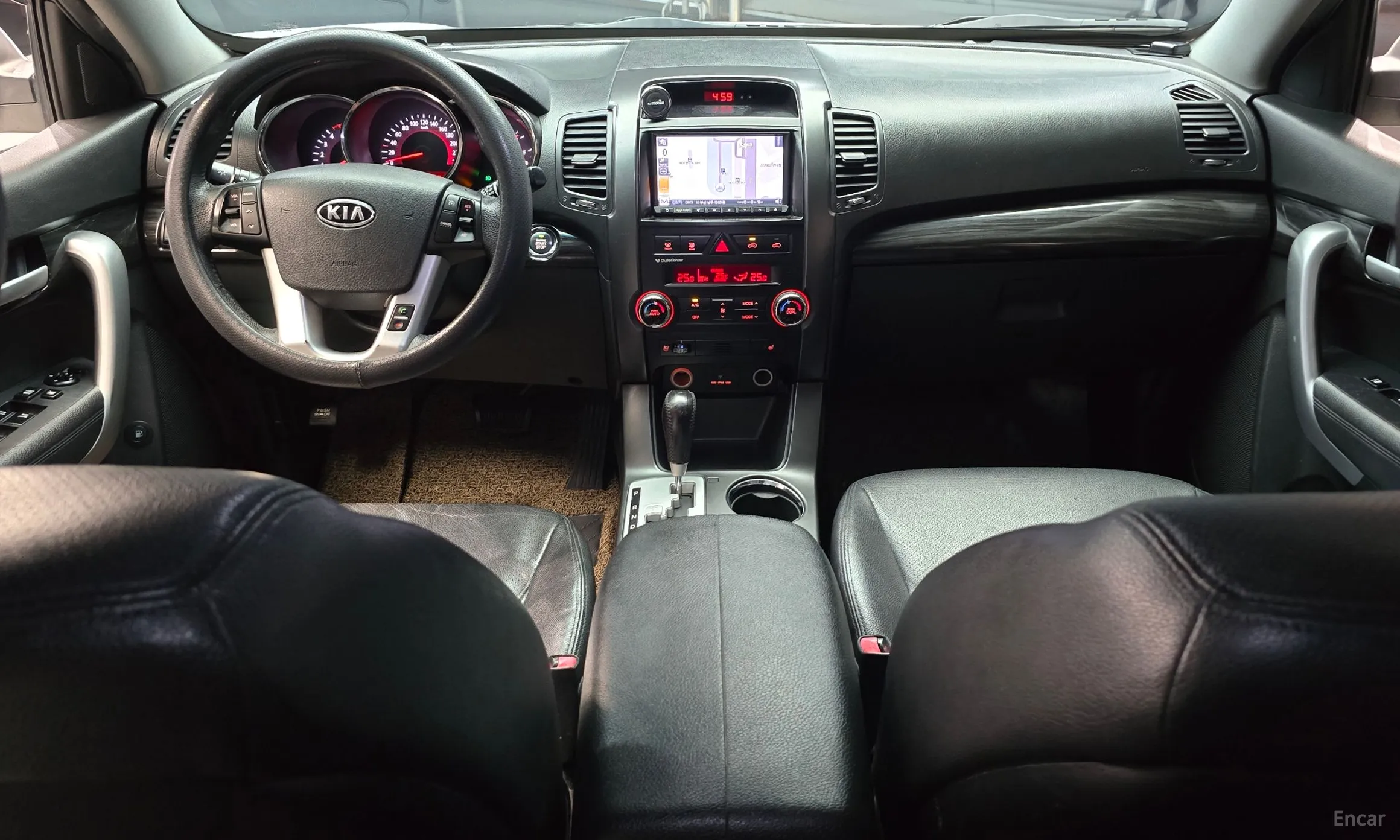 Kia Sorrento R превью 4
