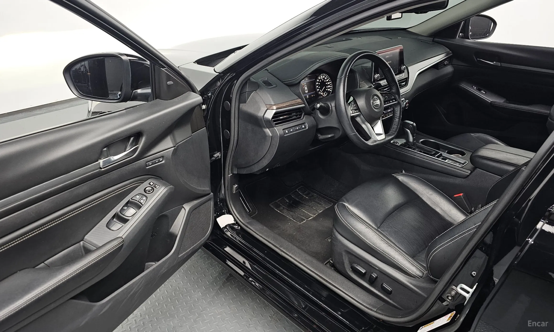 Nissan Altima (L34) превью 12