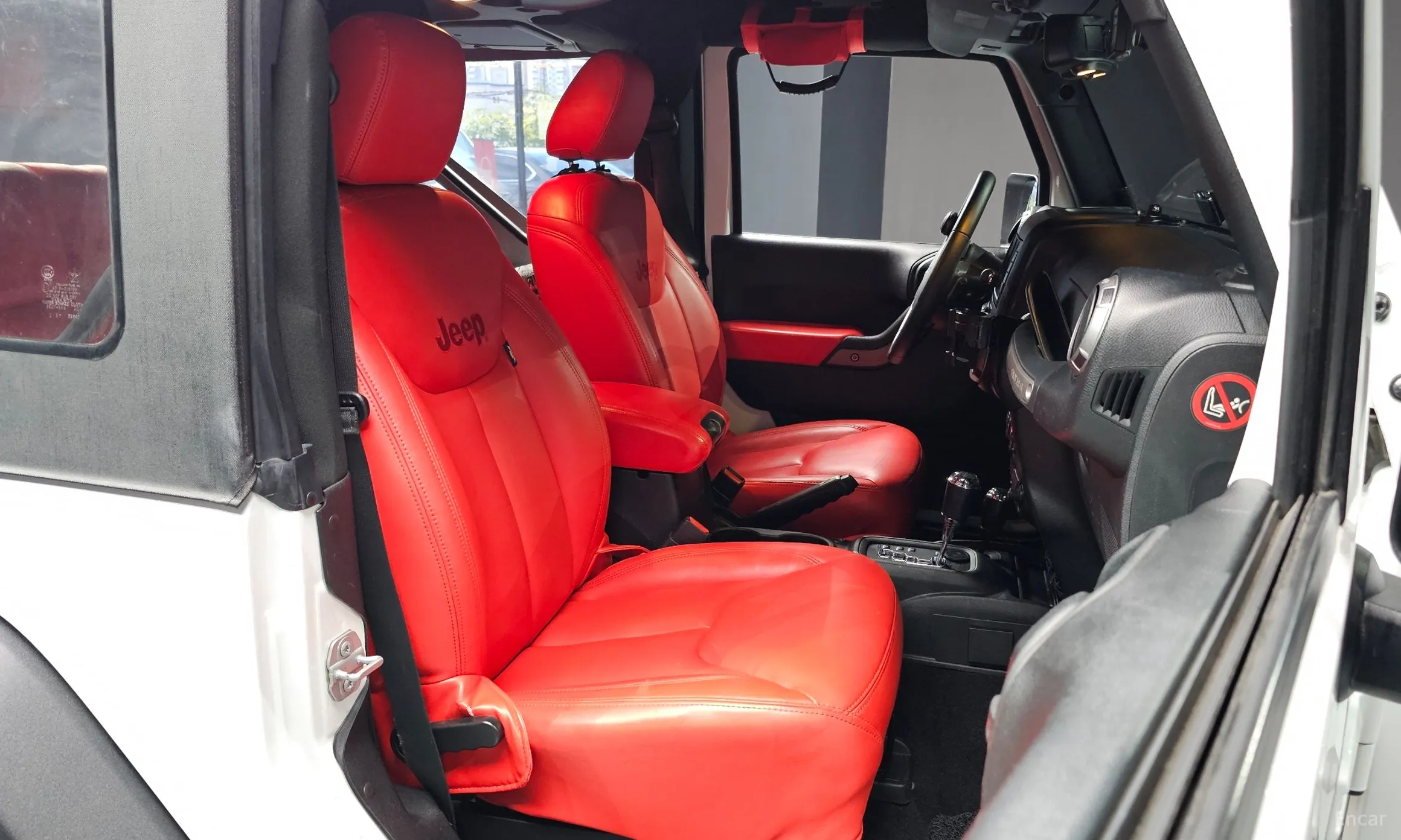 Jeep Wrangler (JK) превью 10