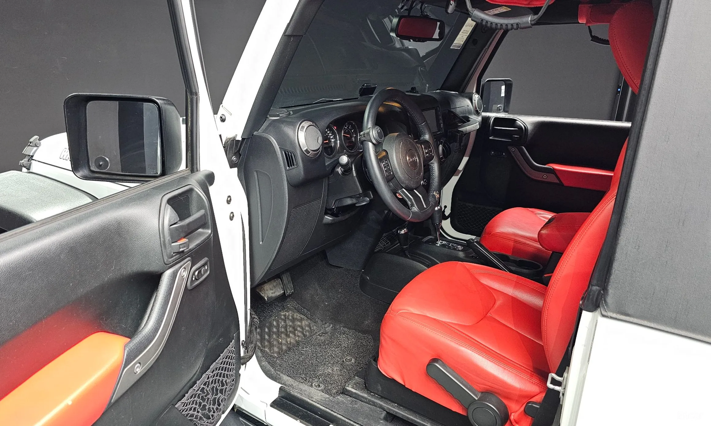 Jeep Wrangler (JK) превью 11