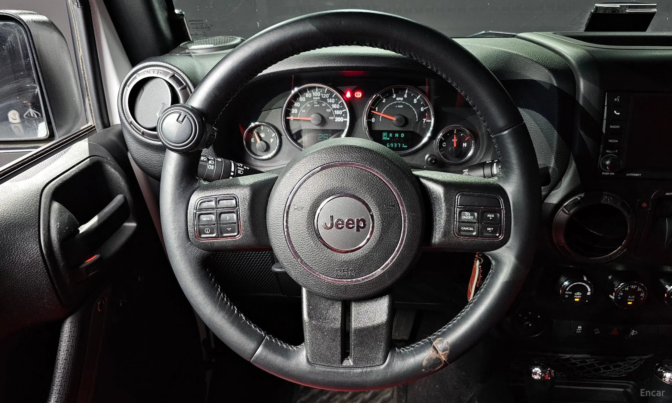 Jeep Wrangler (JK) превью 13