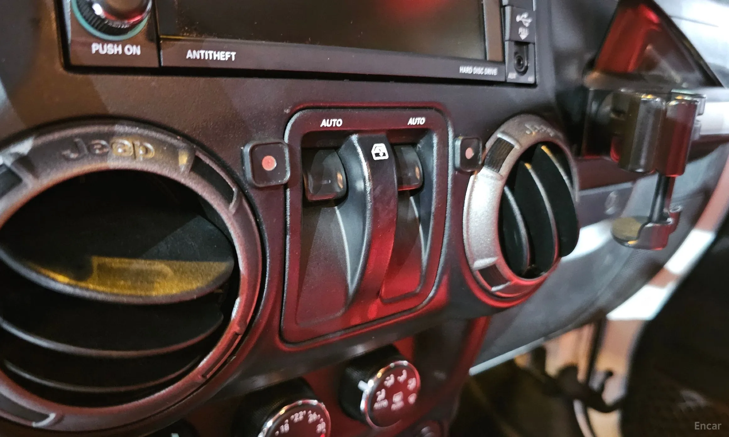 Jeep Wrangler (JK) превью 17
