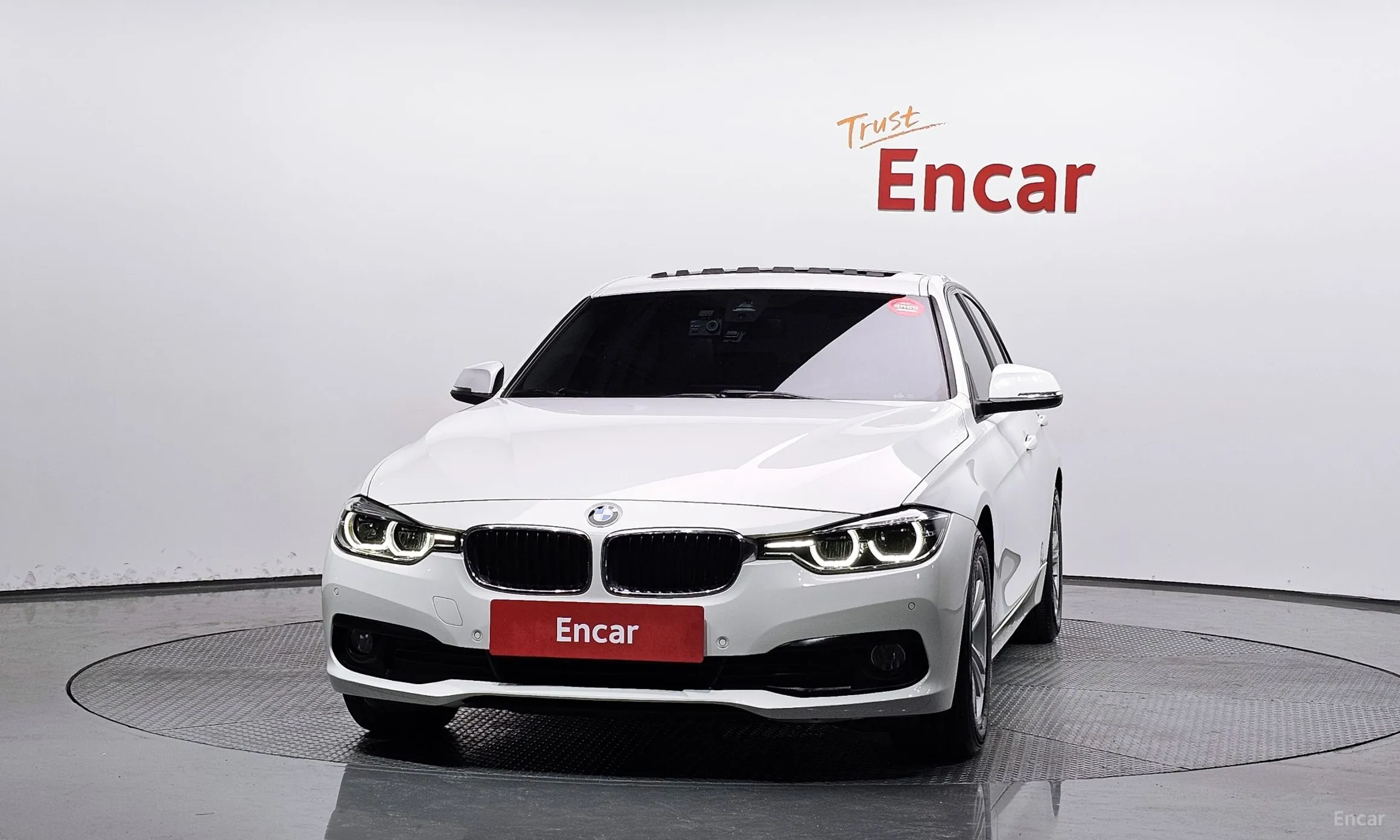 BMW 3 Series (F30) превью 3