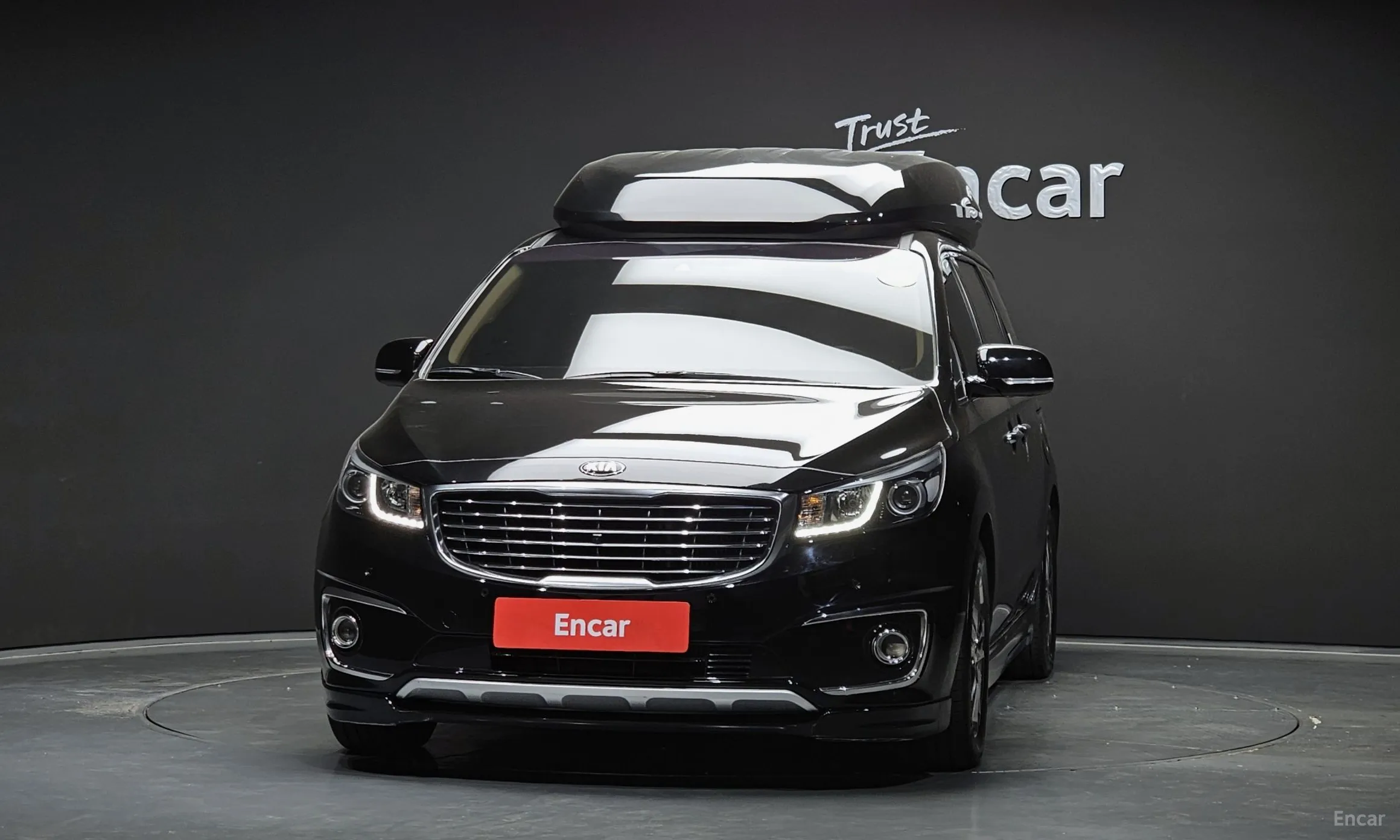 Kia Carnival превью 2